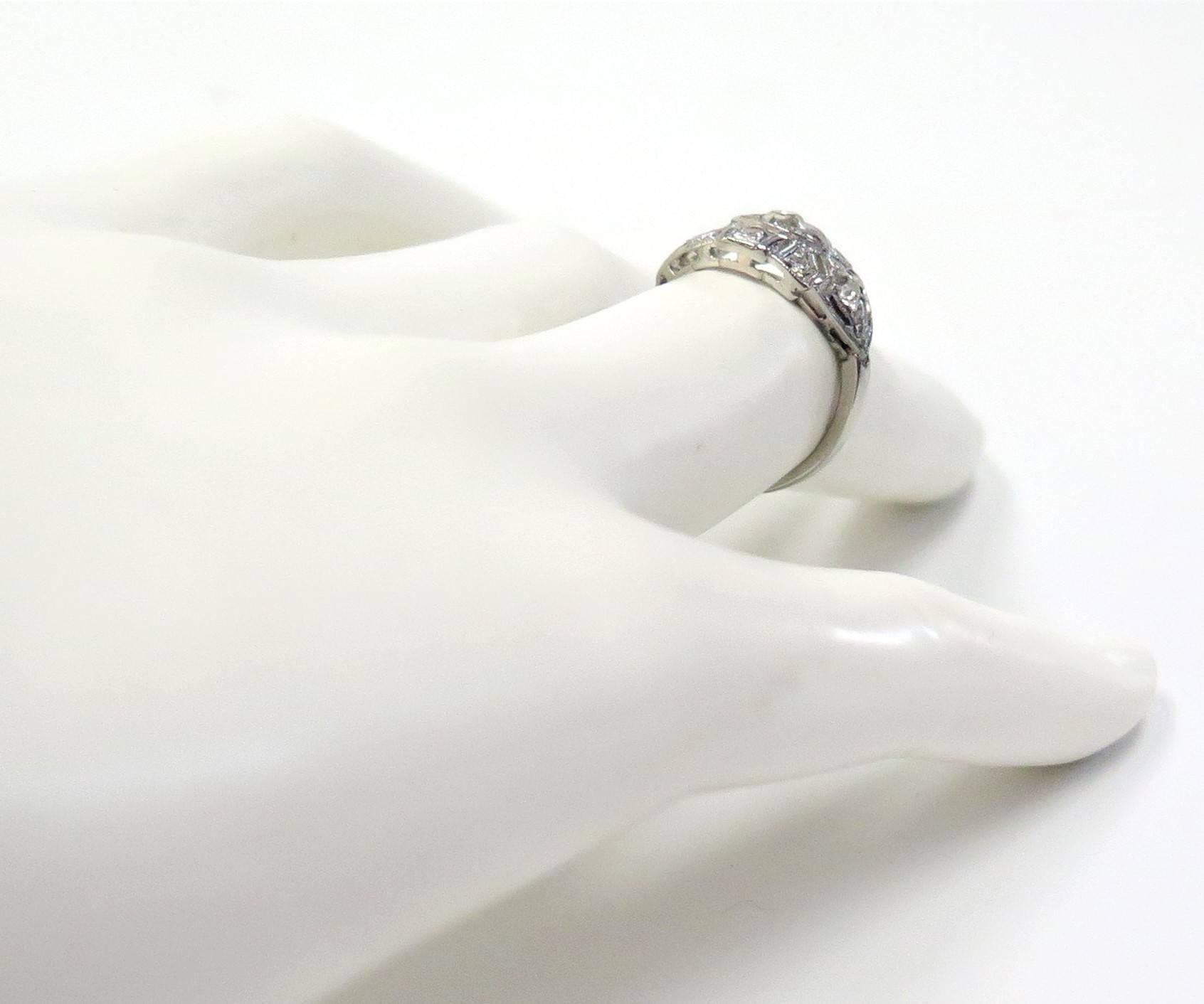 Art Deco Diamond Ring or Platinum 4