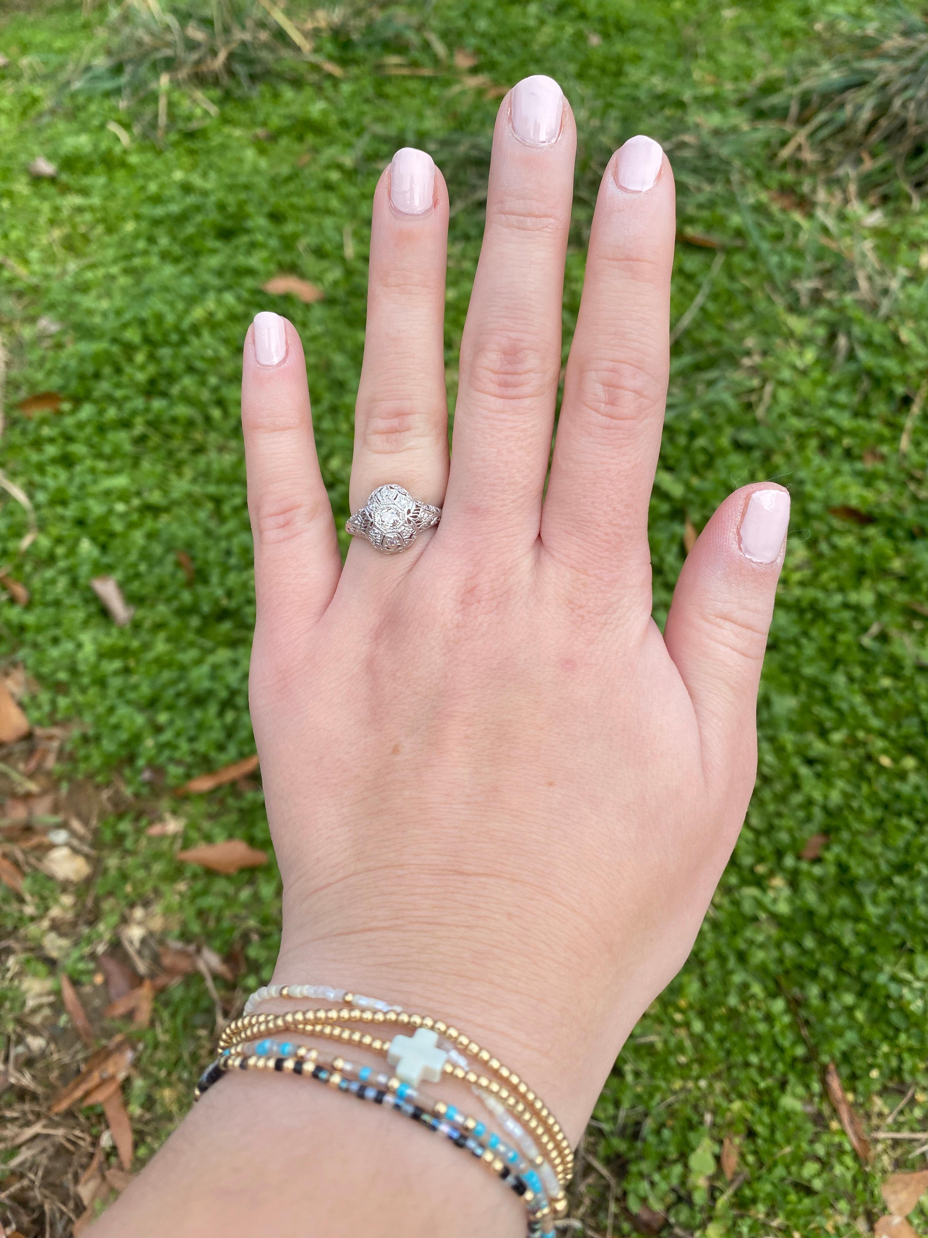 Bague Art déco en platine et or blanc 18 carats, taille 6 en vente 1
