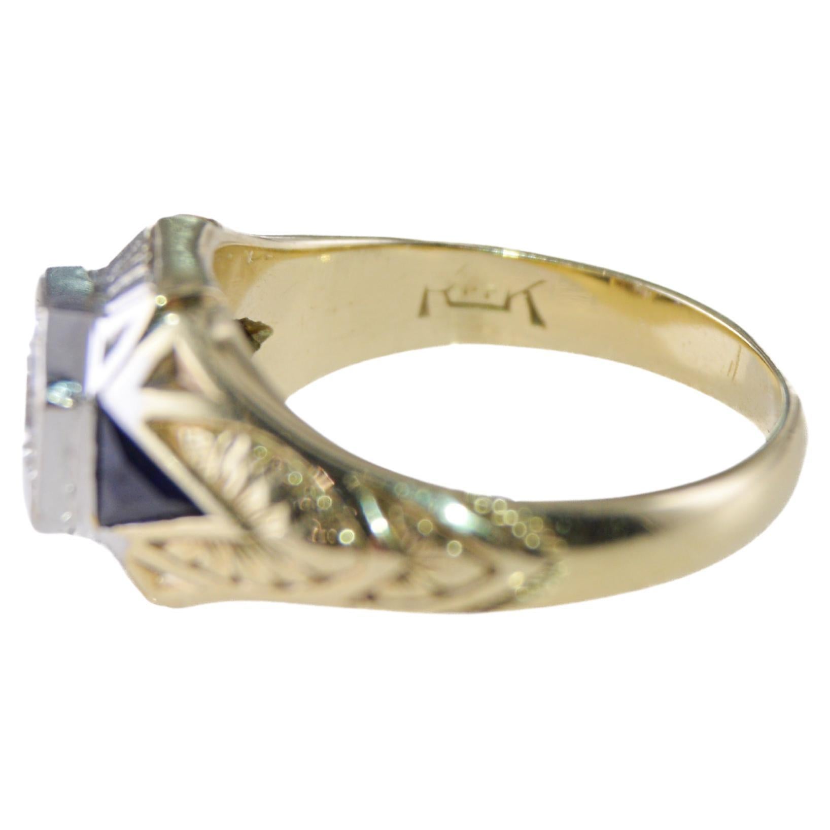 Women's or Men's Art Deco Diamond Ring Solid 14k Yellow / White Gold Hand Engraved 0.70ct Diamond For Sale