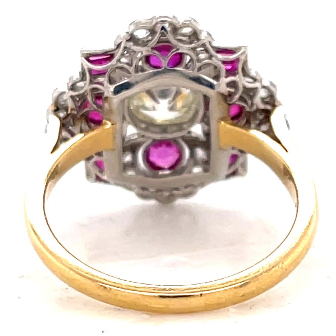 Women's or Men's Art Deco Diamond Ruby 18 Karat Yellow Gold Ring
