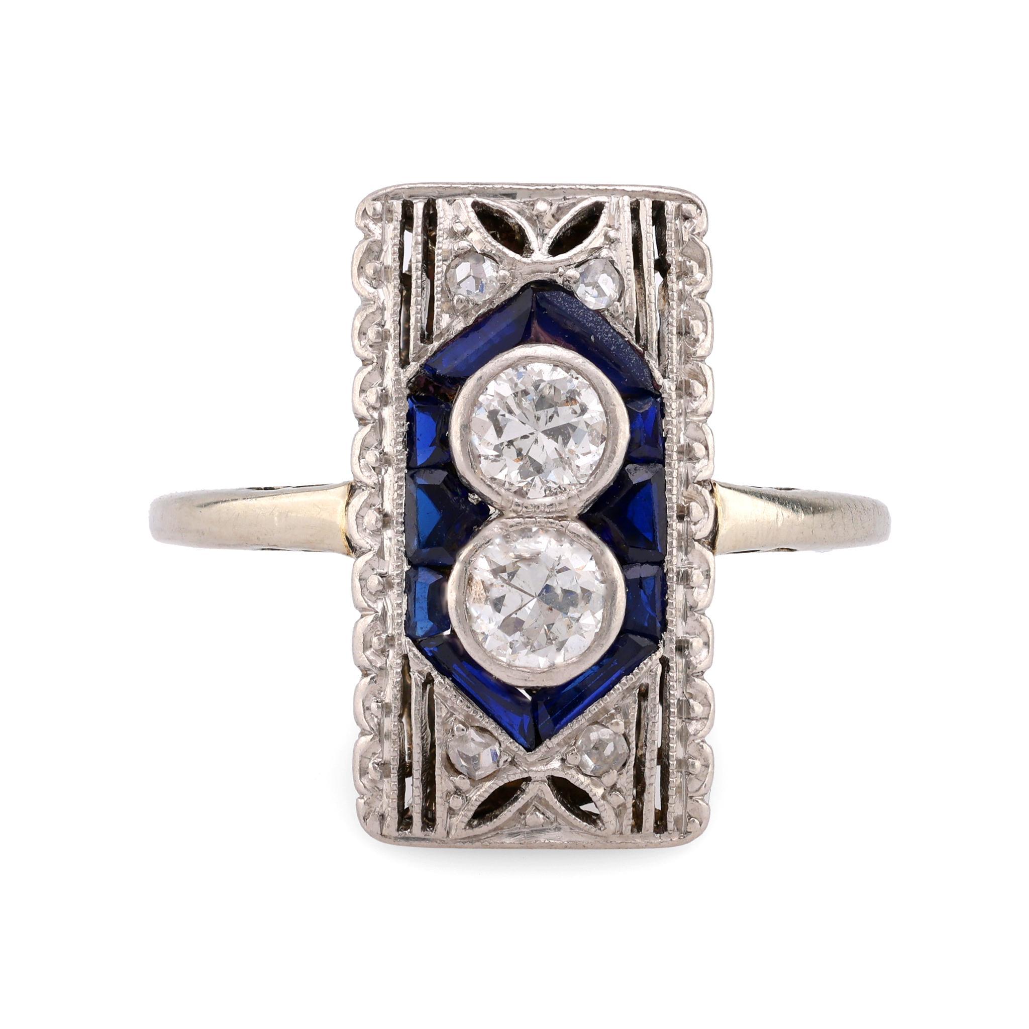 Anello a due pietre in oro bianco 18 carati con diamante e zaffiro Art Deco in vendita