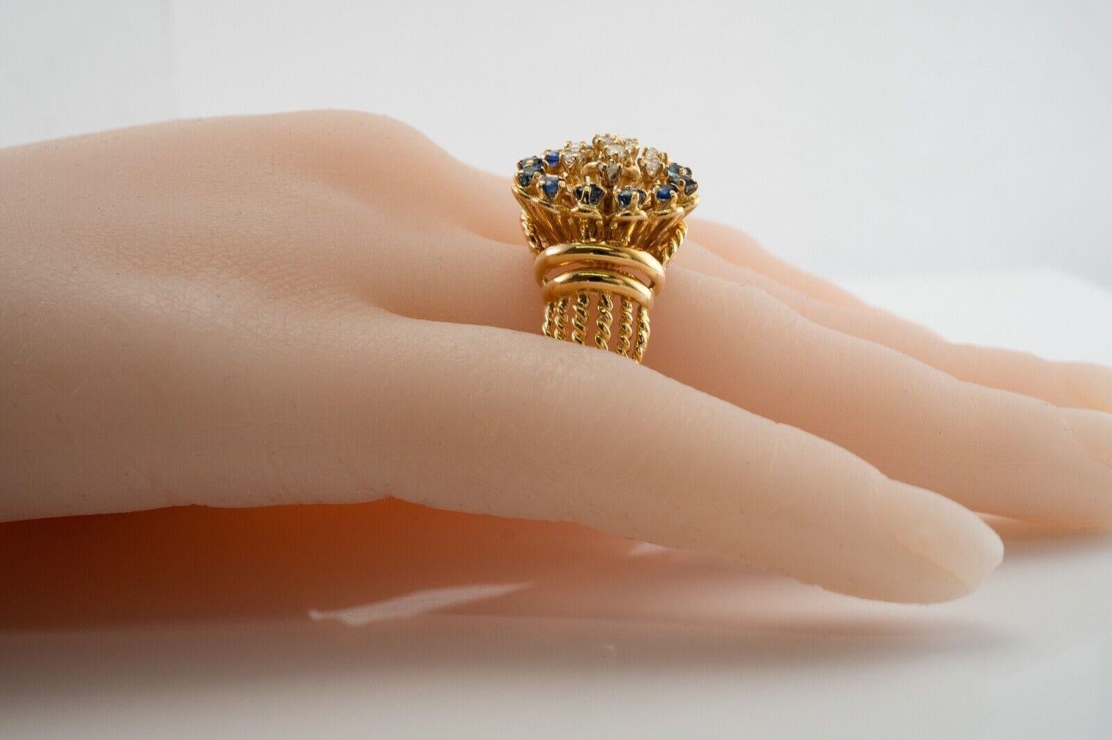 Art Deco Stil Diamant-Saphir-Blumenring 18K Goldband im Angebot 6