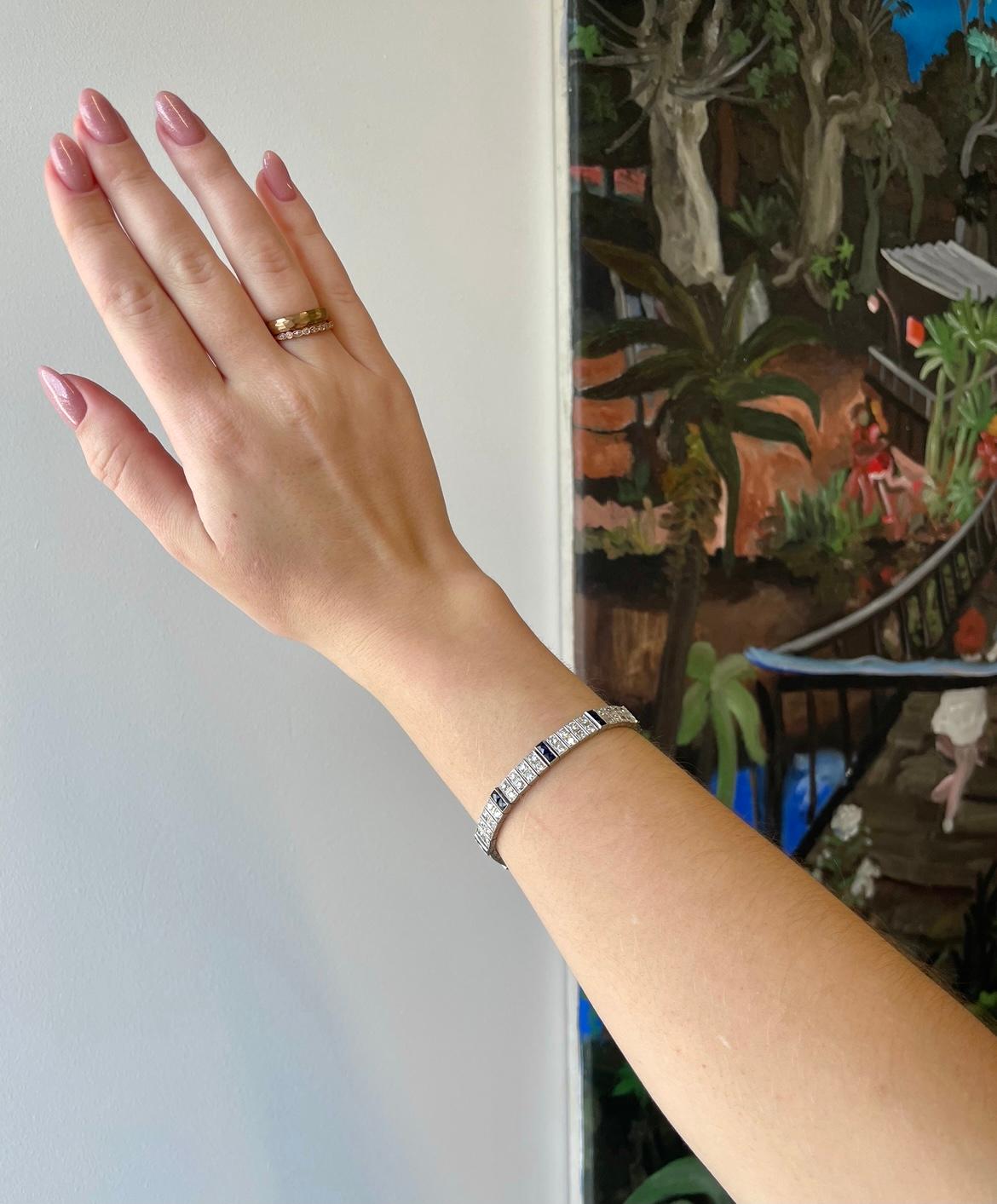 Art Deco Diamant-Saphir-Platin-Armband im Zustand „Hervorragend“ in Beverly Hills, CA