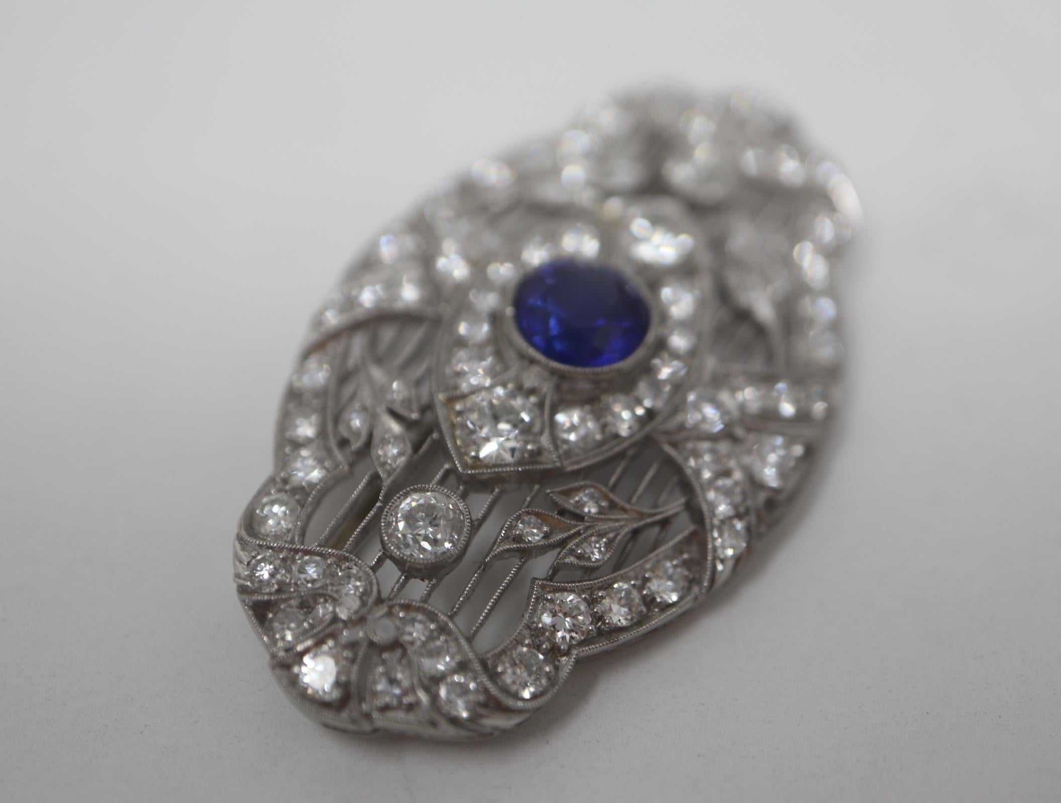 Art Deco Diamond & Sapphire Platinum Filigree Brooch In Excellent Condition For Sale In Carmel-by-the-Sea, CA