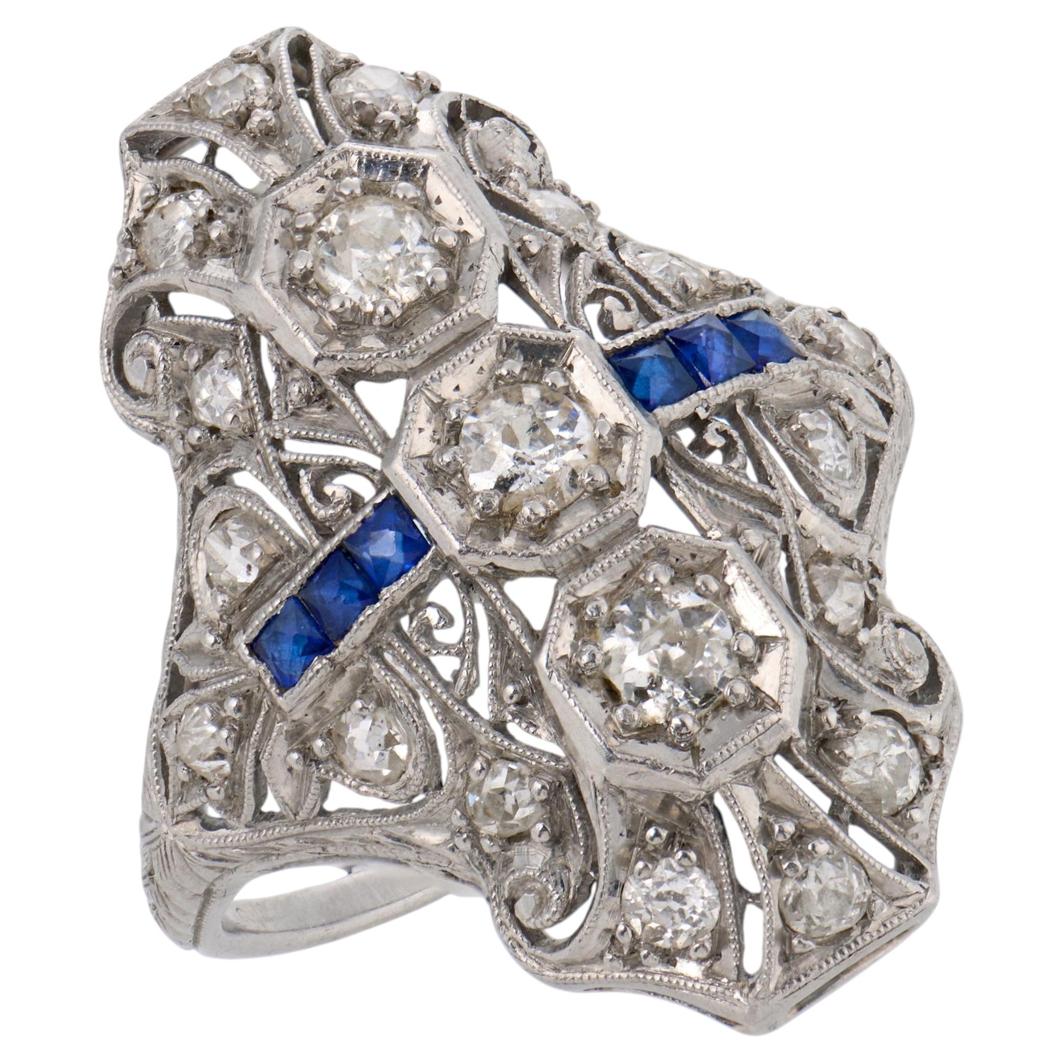 Art Deco Diamant-Saphir-Platin-Ring im Angebot