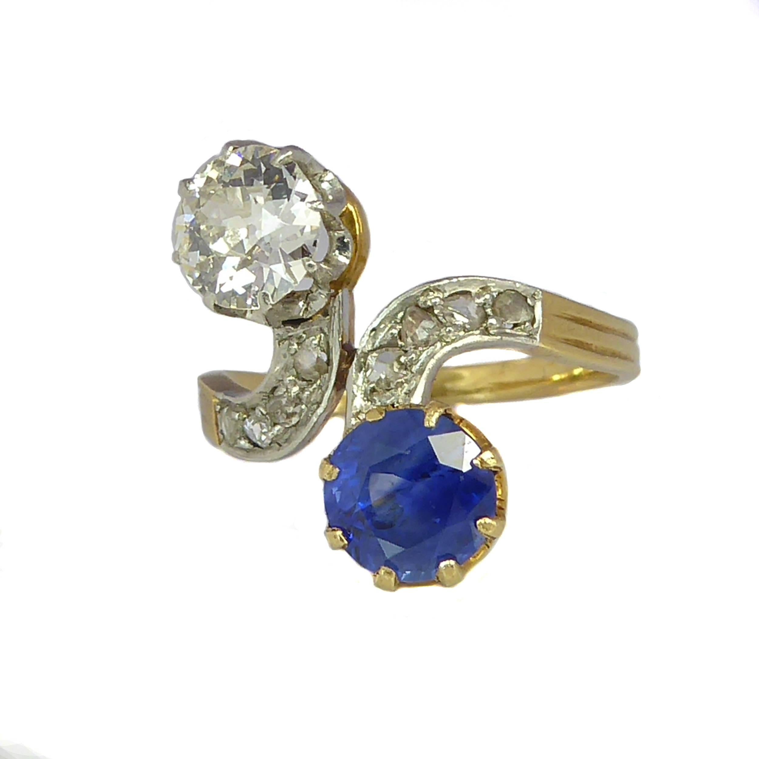 Rose Cut Art Deco Diamond Sapphire Ring, Toi et Moi, 18 Carat Gold, circa 1920s