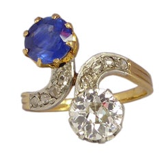 Art Deco Diamond Sapphire Ring, Toi et Moi, 18 Carat Gold, circa 1920s