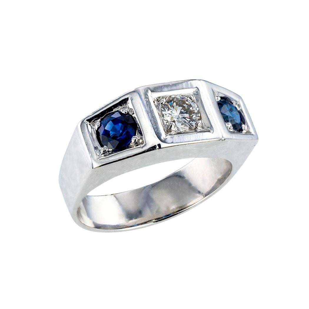 Art Deco Diamant-Saphir-Weißgold-Ring mit drei Steinen (Art déco) im Angebot