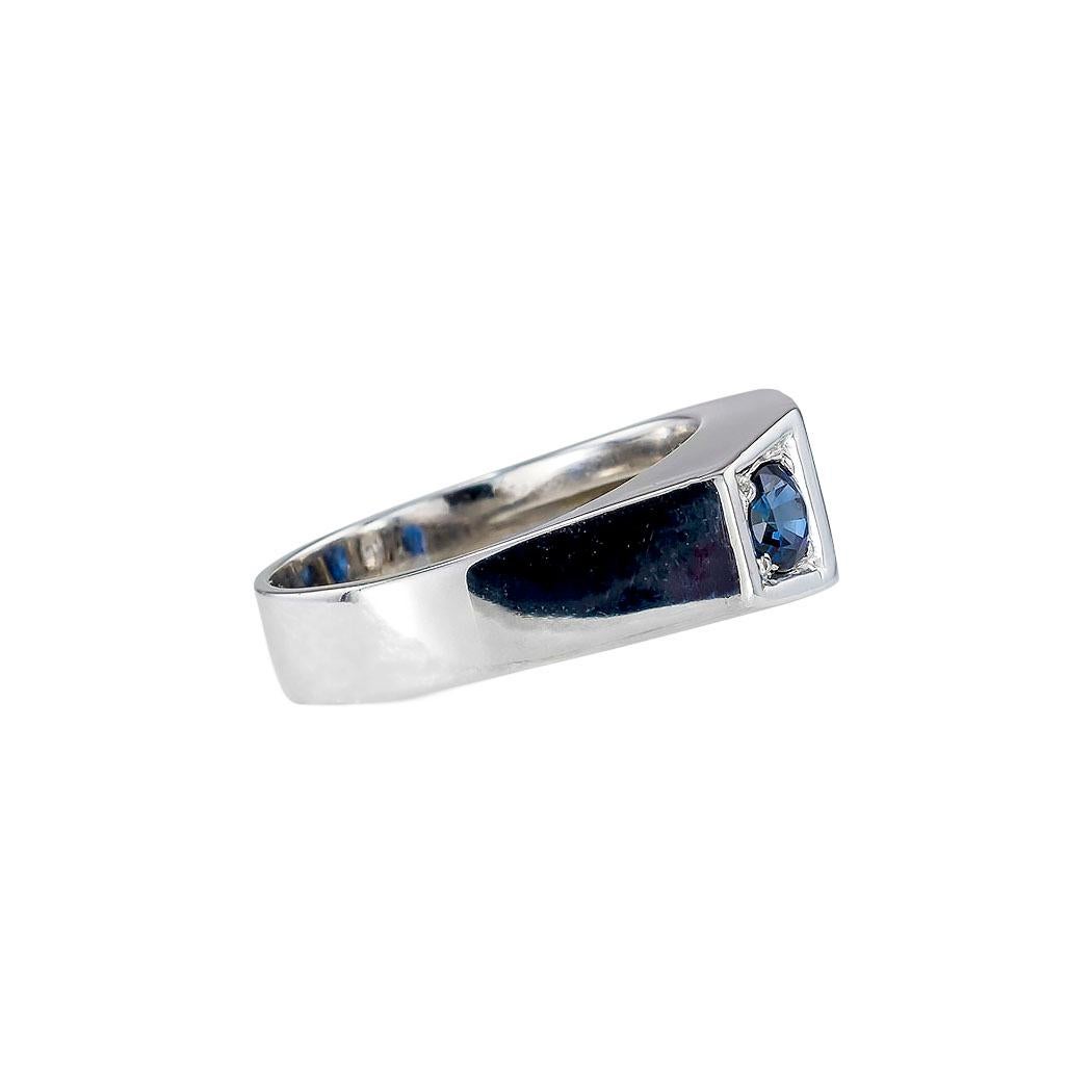 Art Deco Diamond Sapphire White Gold Three Stone Ring In Good Condition For Sale In Los Angeles, CA