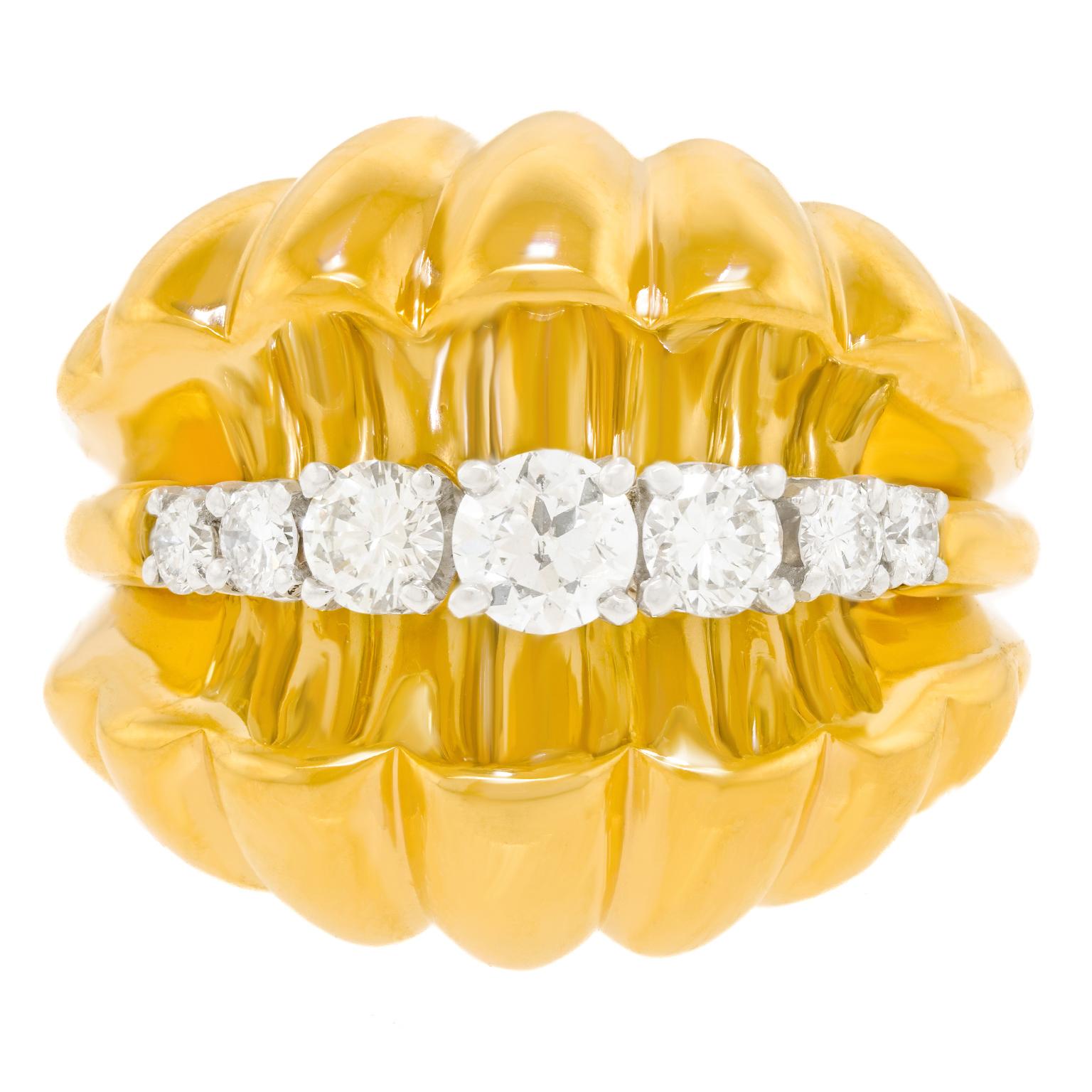 Round Cut Art Deco Diamond-Set Platinum and Gold Ring