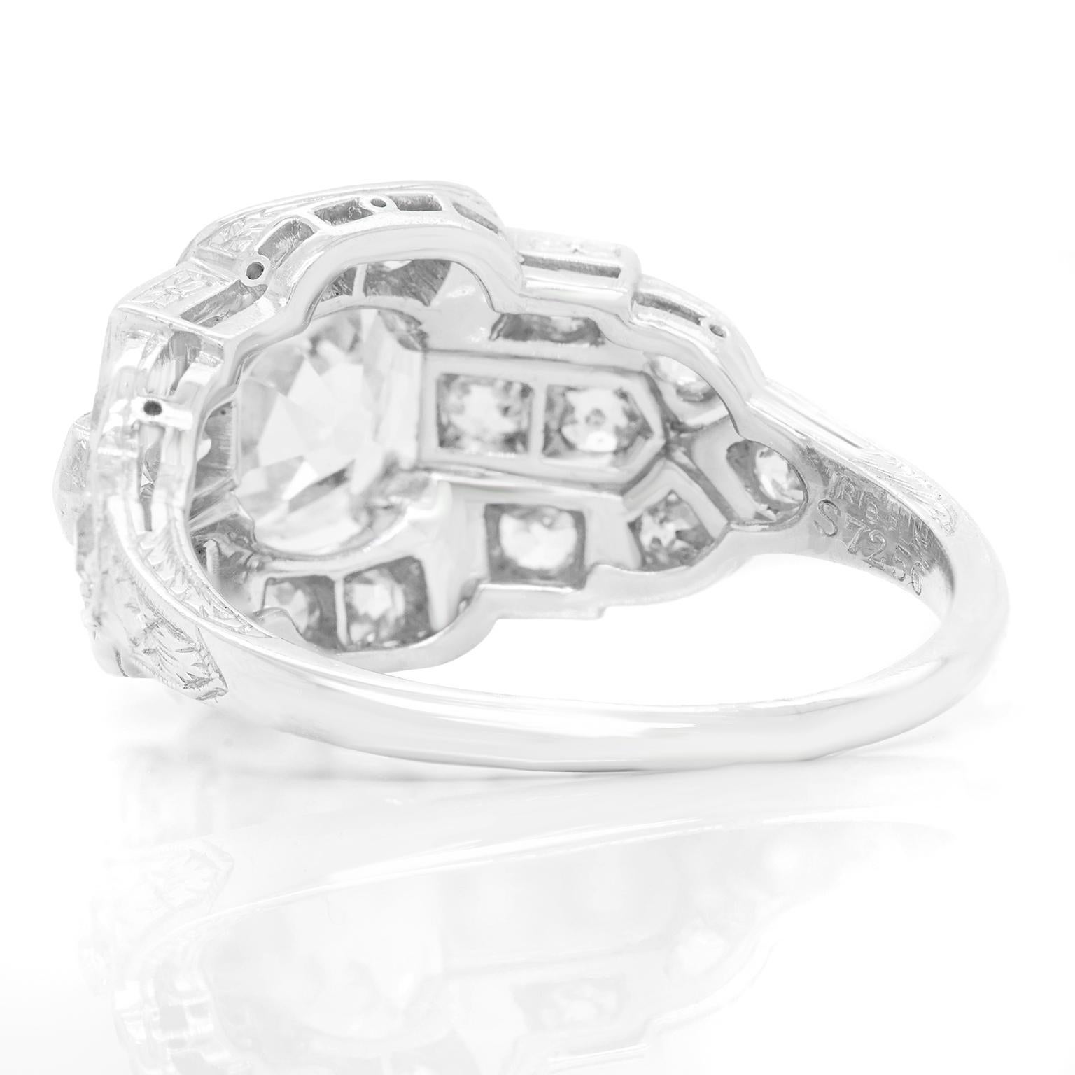 Art Deco Diamond-Set Platinum Ring 1