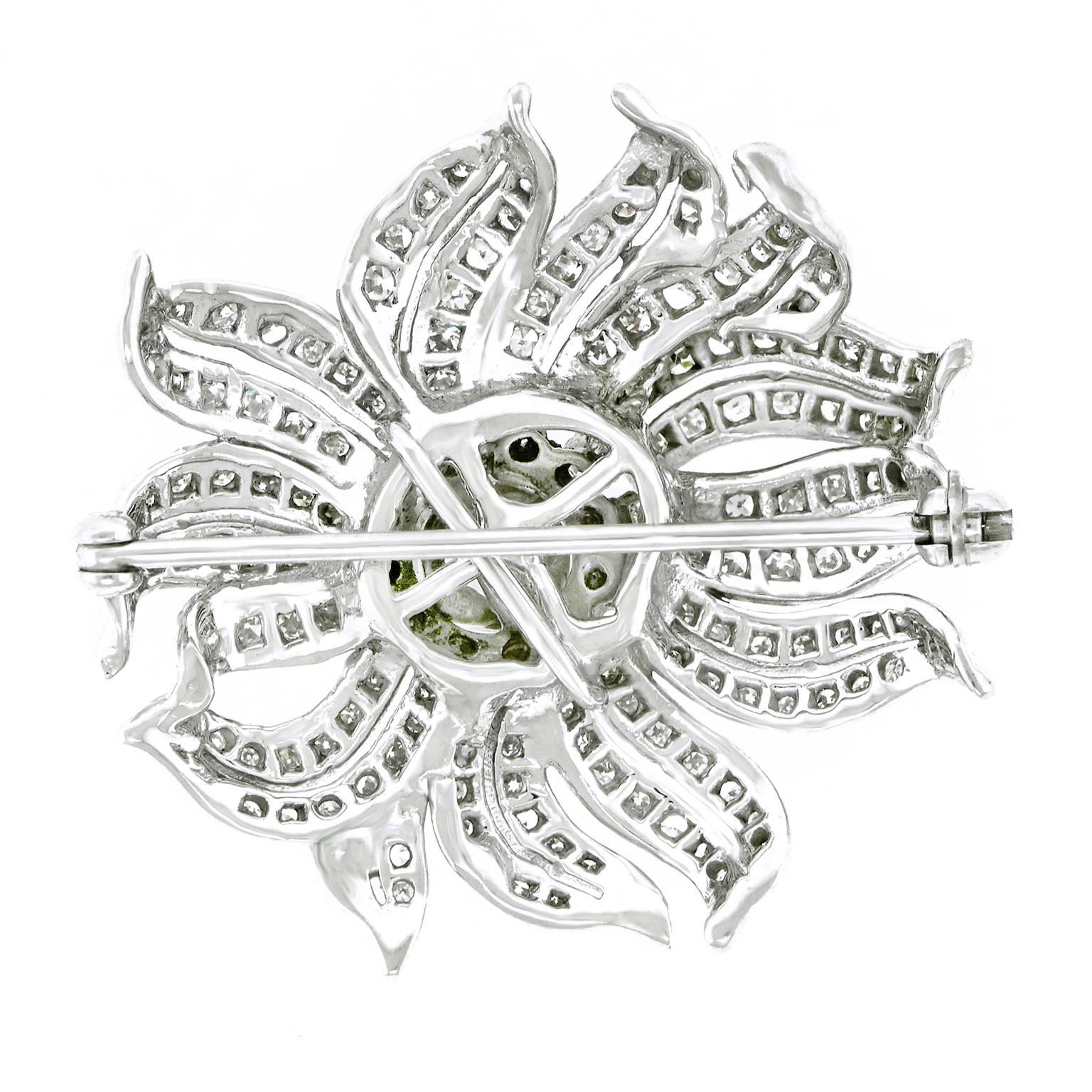 Art Deco Diamond Set White Gold Brooch 3