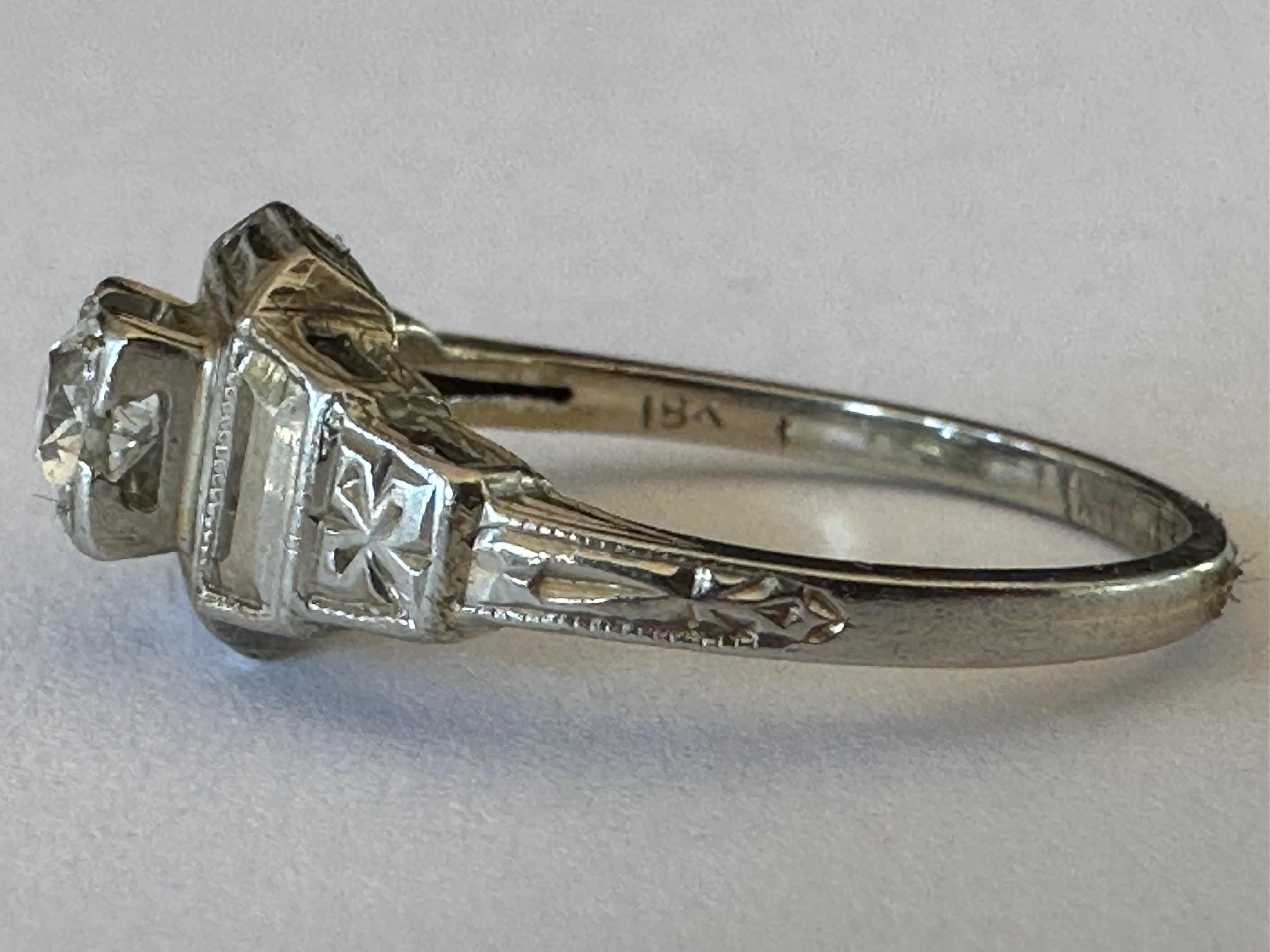 Old European Cut Art Deco Diamond Solitaire and 18K White Gold Engagement Ring  For Sale
