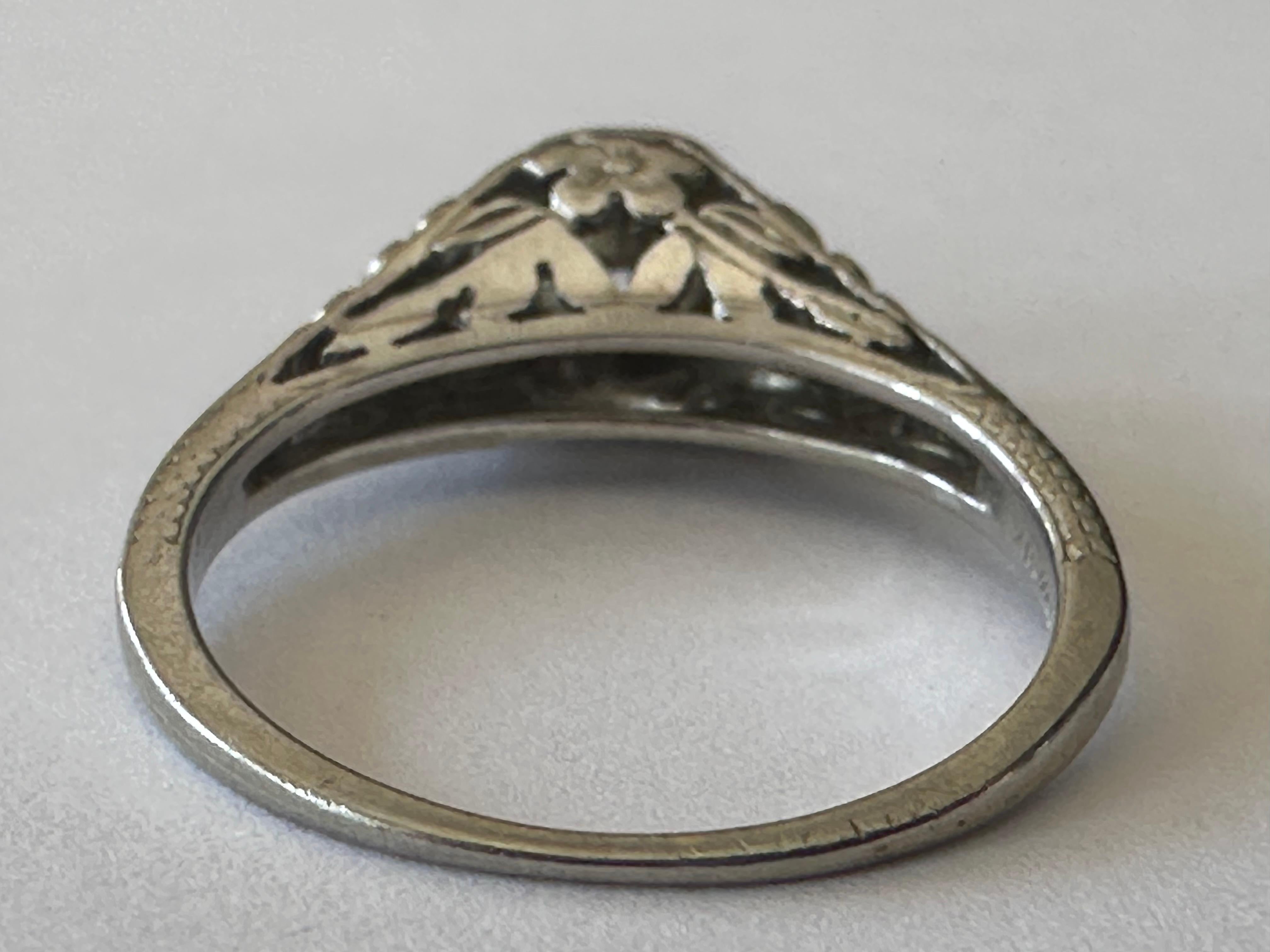 Art Deco Diamond Solitaire and Filigree Ring  In Good Condition For Sale In Denver, CO