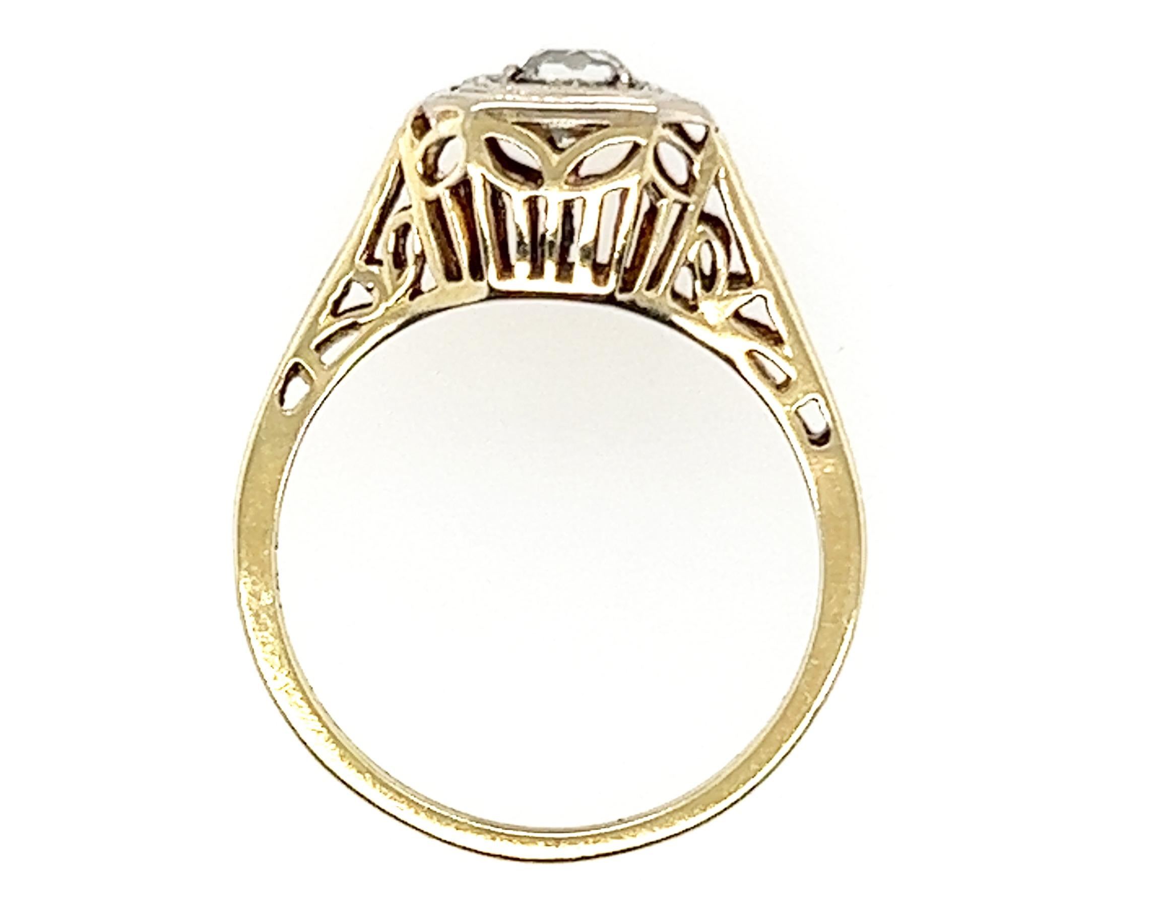 Genuine Original Antique from 1910's-1920's Art Deco Solitaire Engagement Ring .40ct Diamond 14K Yellow Gold Vintage 


Avec un centre en diamant véritable de 0,40 ct naturel taillé à l'ancienne, d'une beauté stupéfiante

Très rare bague Art Déco en