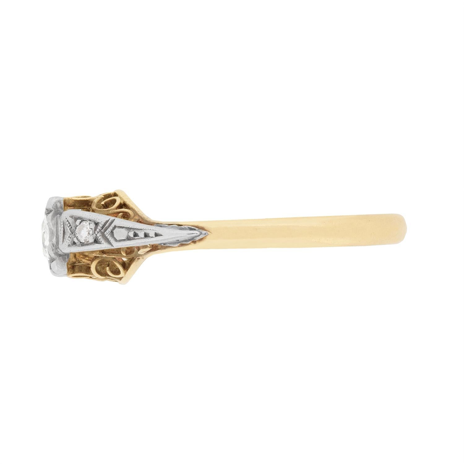 Art Deco Diamond Solitaire Engagement Ring, circa 1920s (Art déco)