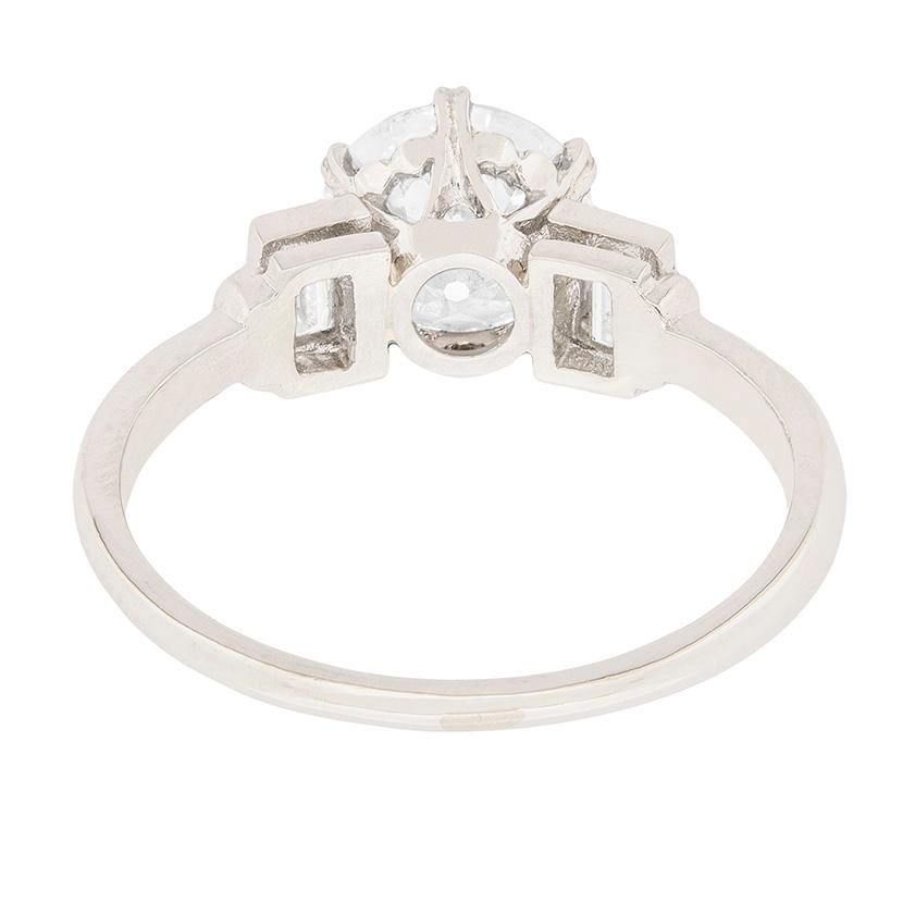 Art Deco Diamond Solitaire Engagement Ring, circa 1920s In Good Condition In London, GB