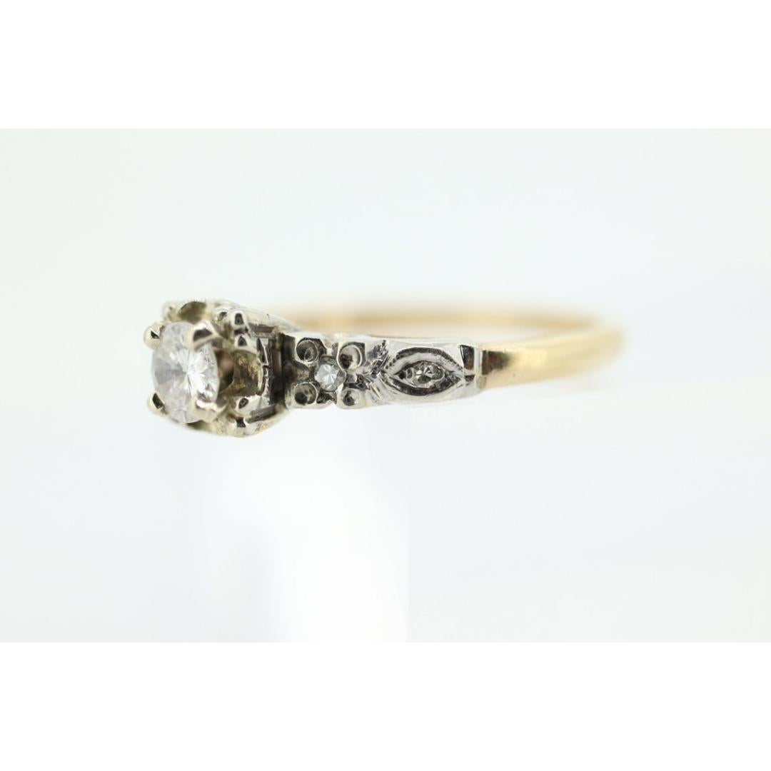 Anillo Art Decó de filigrana con solitario de diamantes. Diamante talla vieja europea de oro de 14k en venta 1