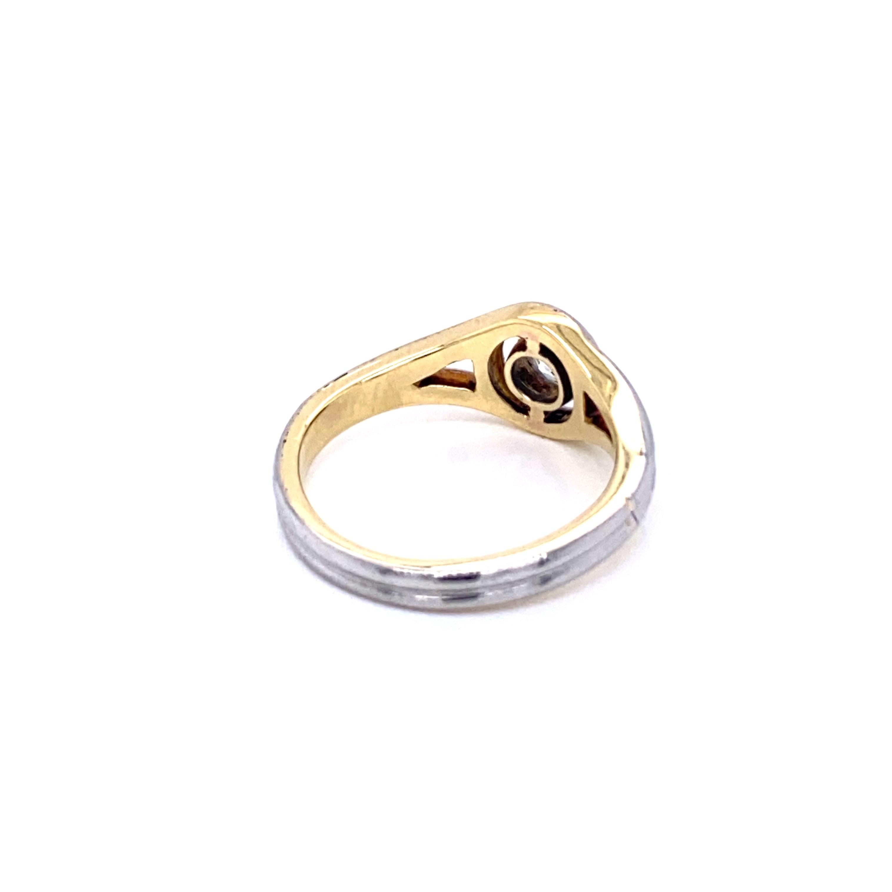 Women's or Men's Art Deco Diamond Solitaire Platinum Gold Bicolor Ring