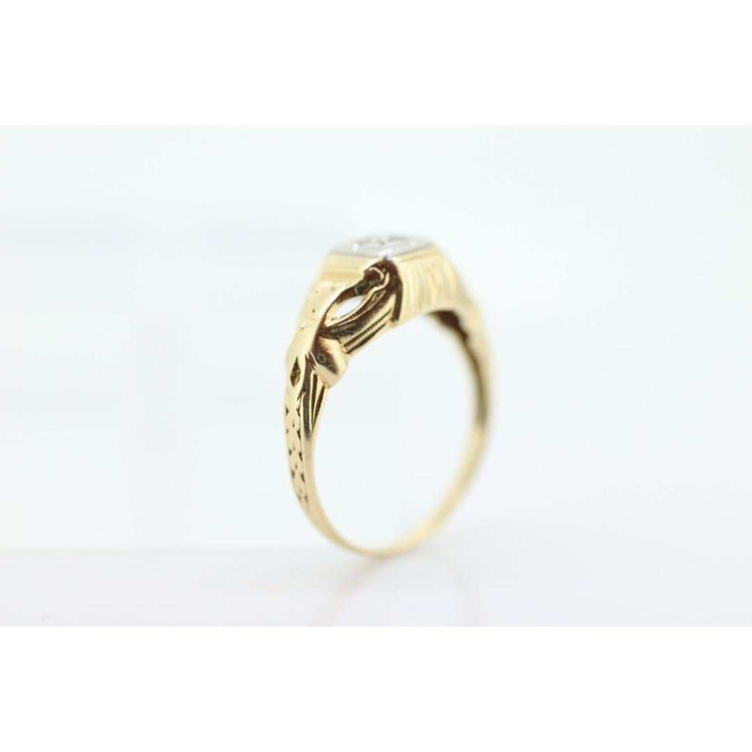 Art Deco Diamond Solitaire Ring. 14k Gold Old European Cut diamond floral Ring For Sale 4