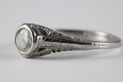 Anello solitario con diamante Art Deco