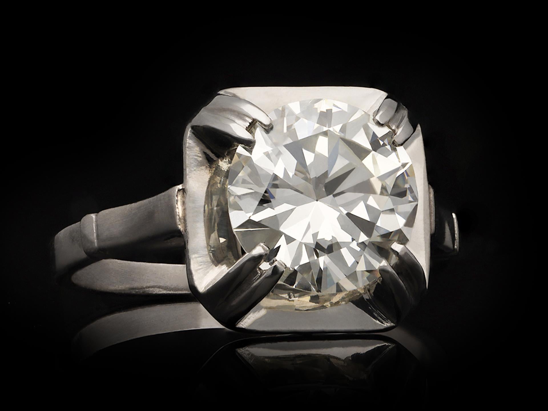 Art Deco diamond solitaire ring, French, circa 1935. For Sale 1