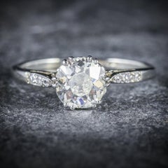 Art Deco Diamond Solitaire Ring in 18 Carat Gold, circa 1920