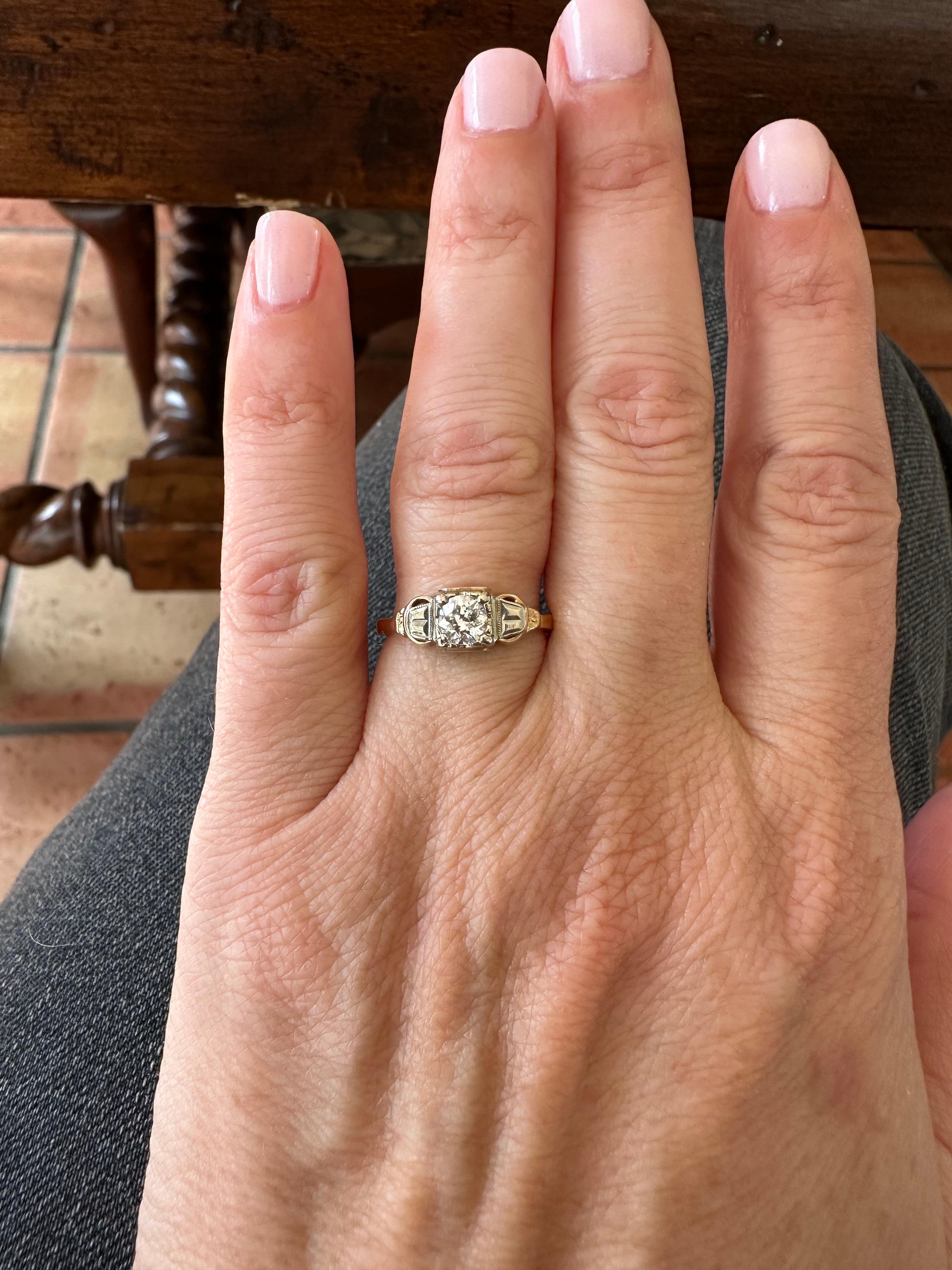 Art Deco Diamond Solitaire Two-Tone Bow Ring For Sale 3