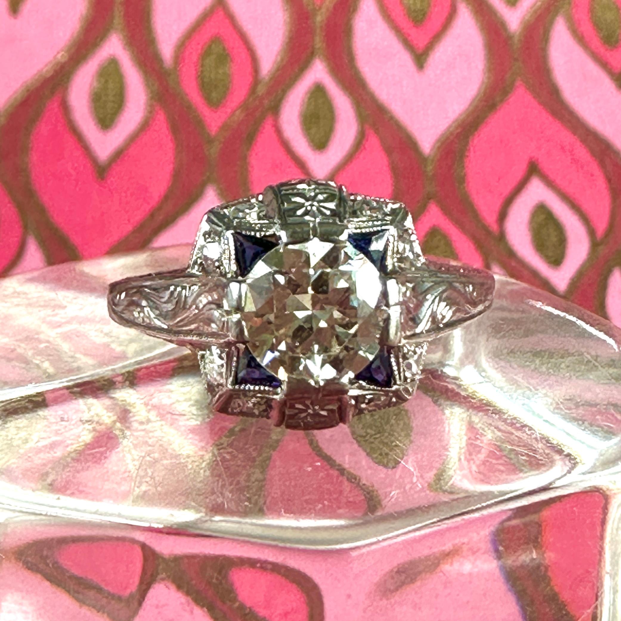Art Deco Diamond & Synthetic Sapphire Engraved 1 Carat Platinum Ring For Sale 1