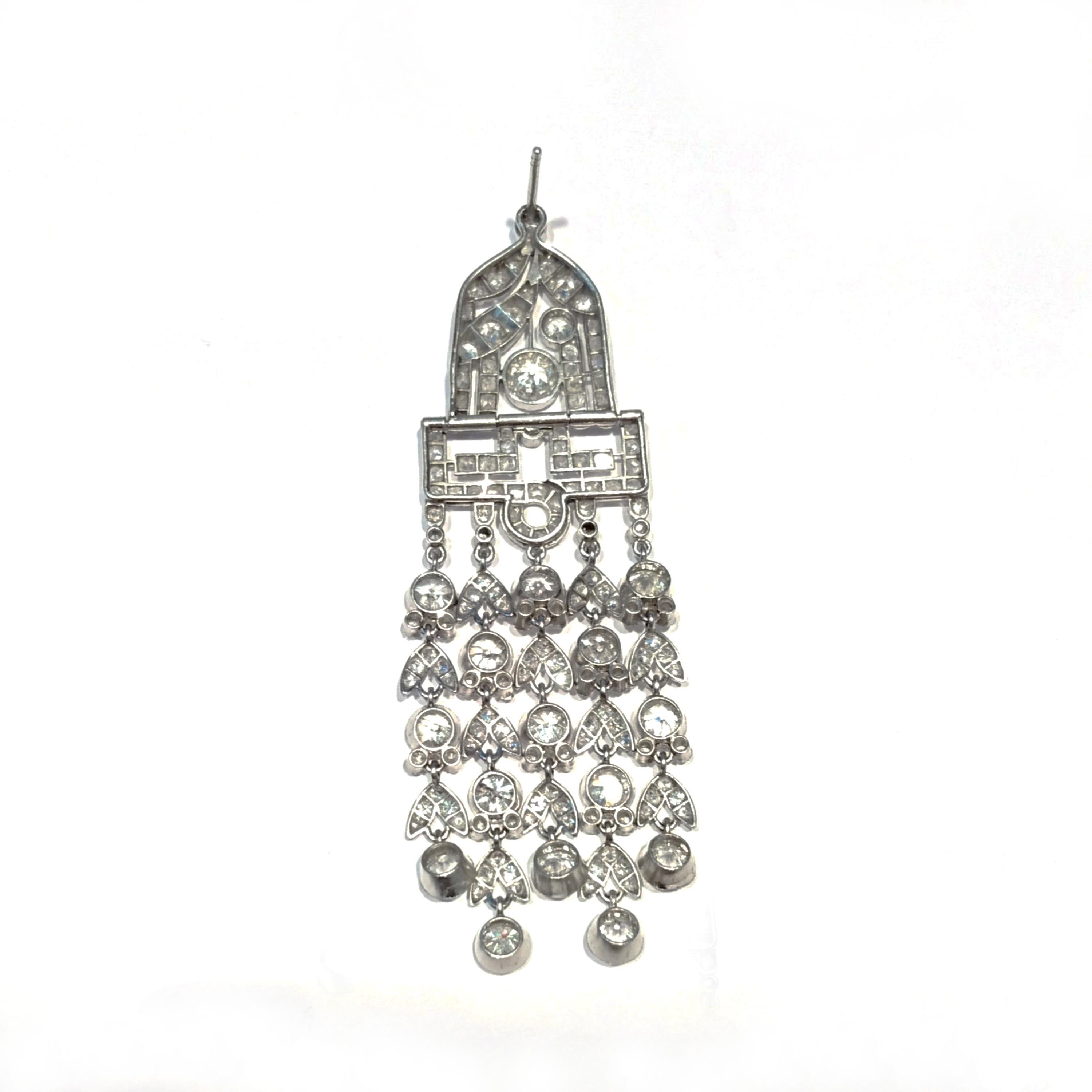 Art Deco Diamond 18.00 Carat Platinum Tassel Drop Earrings 3