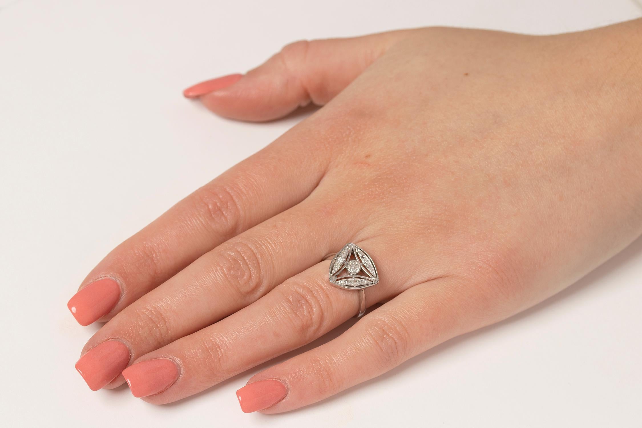 Art Deco Diamond Triangular Ring, circa 1920s 2