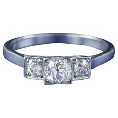 Vintage Art Deco Diamond Trilogy Ring in 0.75ct of Diamond, circa 1920