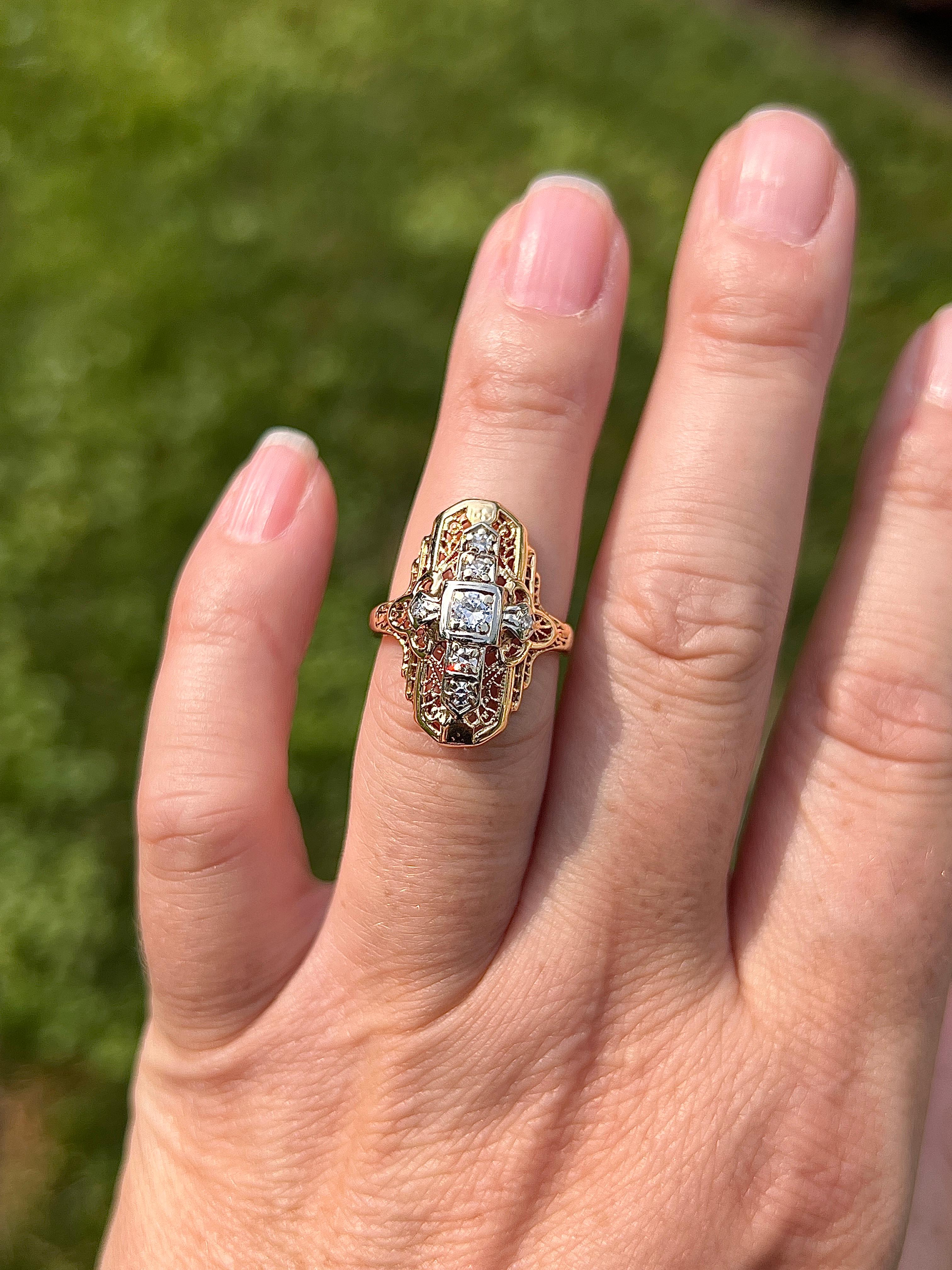 Art Deco Diamant Zwei-Ton 14k Gold Abendessen Ring 1930s im Angebot 2