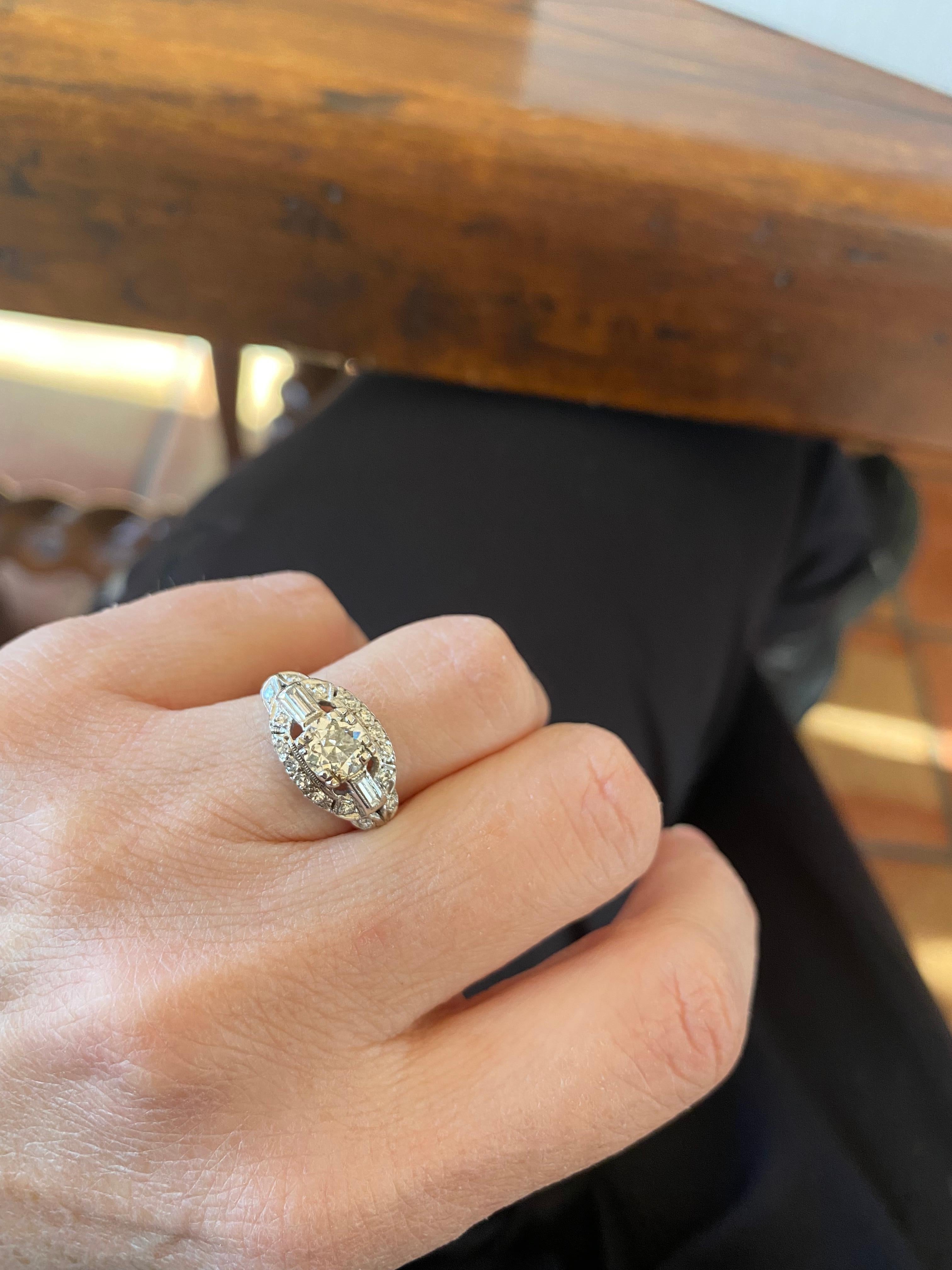 Art Deco Diamond Two-Tone Ring  For Sale 5