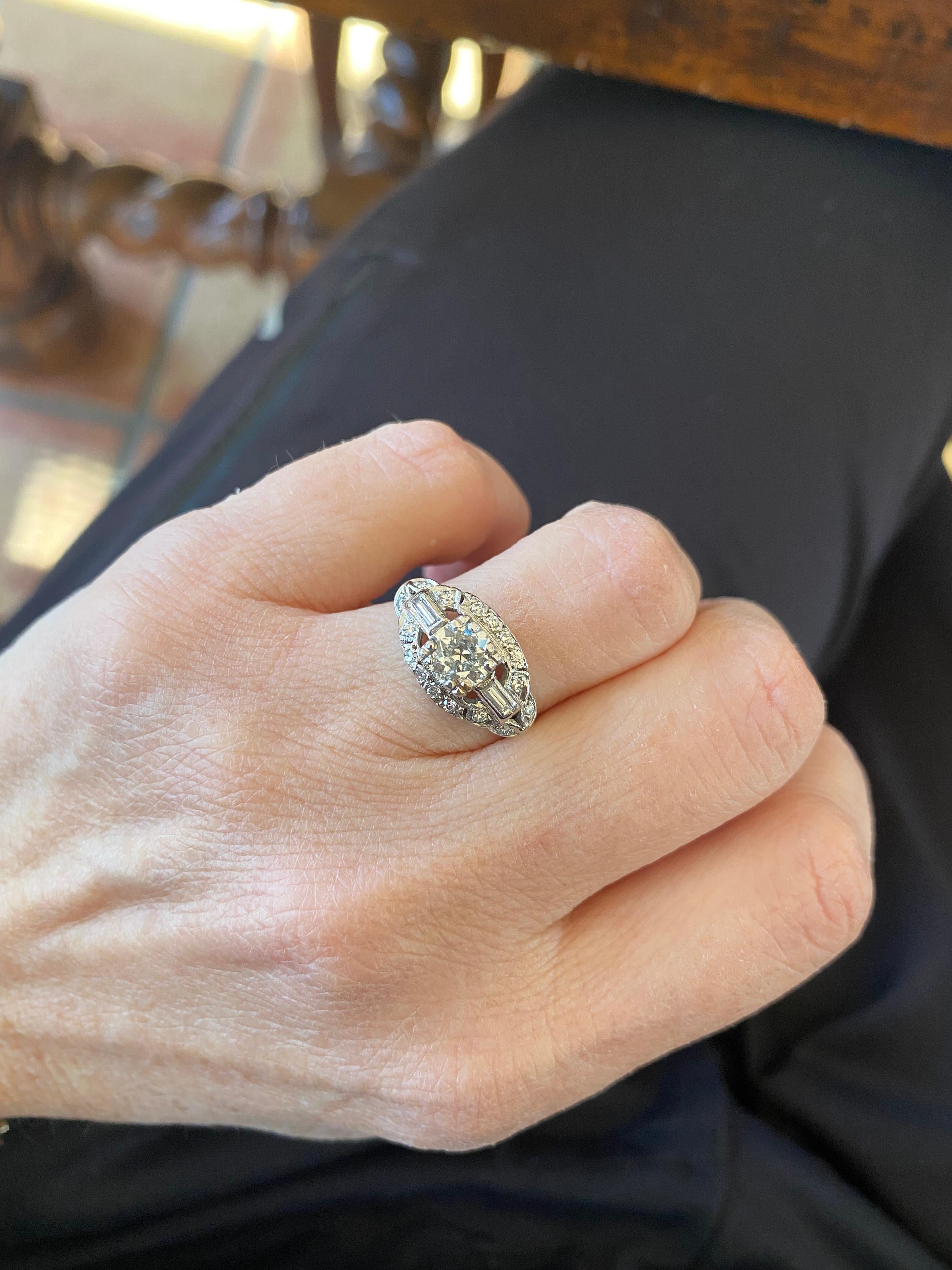 Art Deco Diamond Two-Tone Ring  For Sale 6