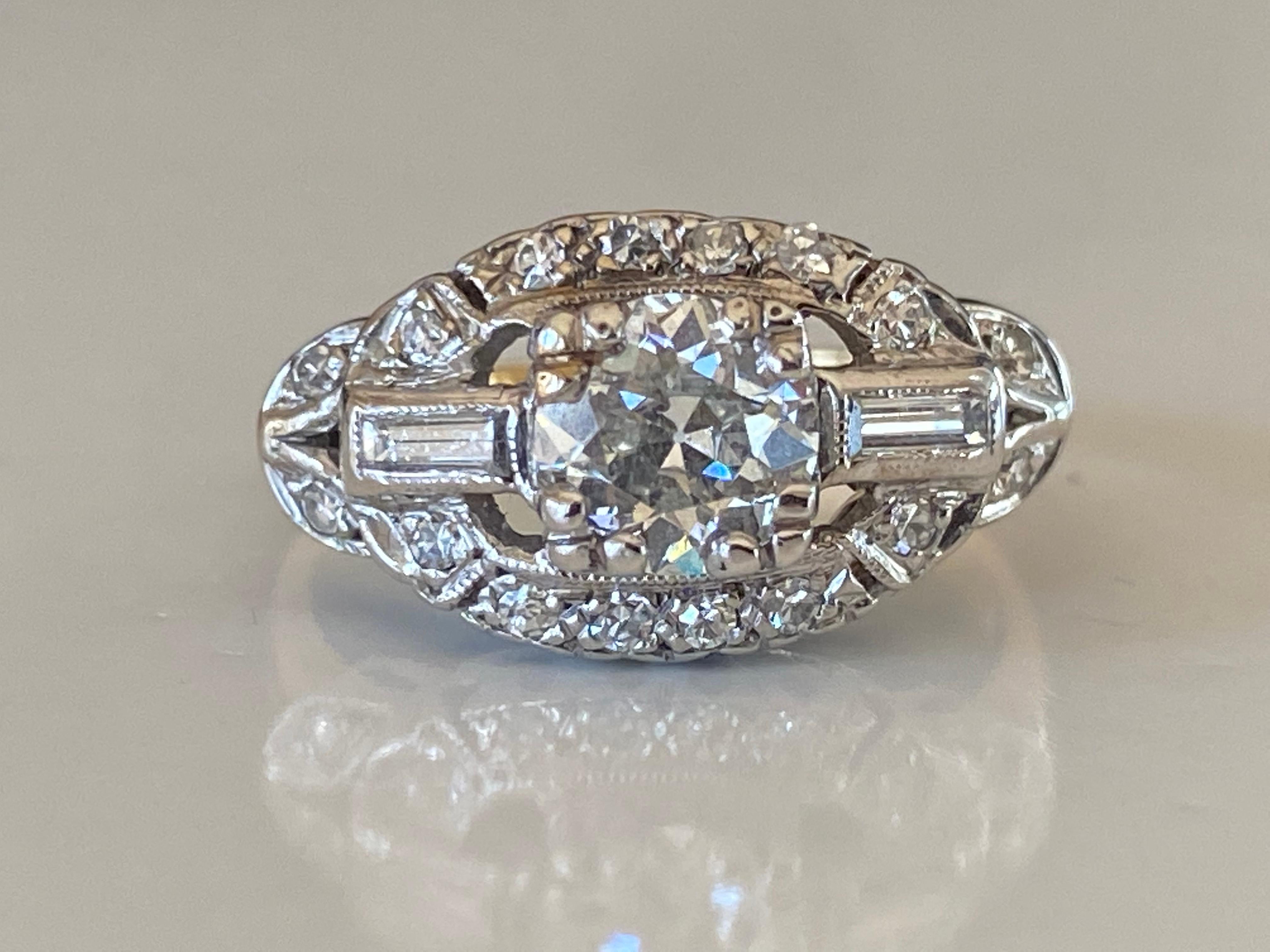 Art Deco Diamond Two-Tone Ring  For Sale 3