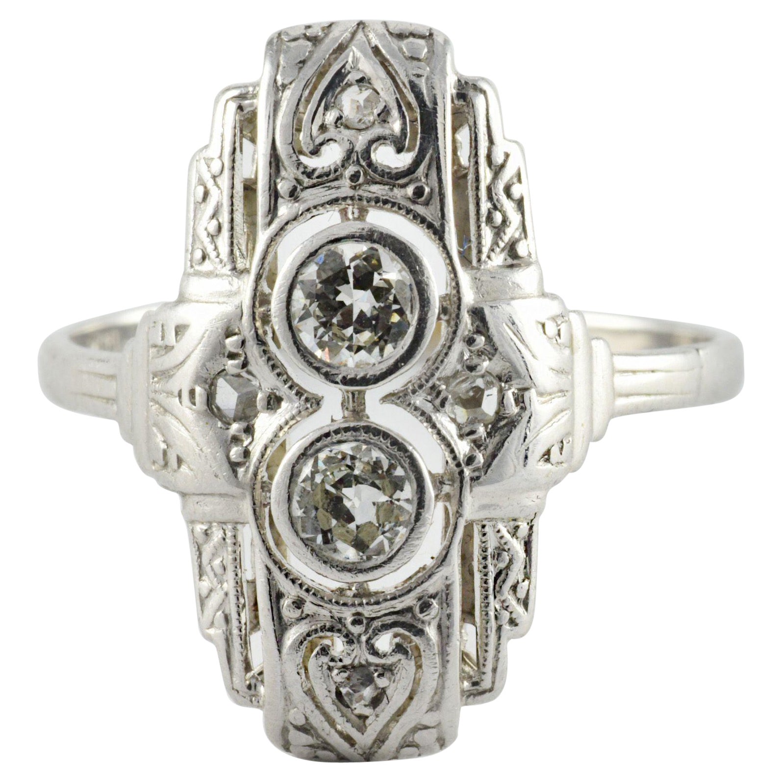 Anillo Vertical de Diamantes Art Decó en venta