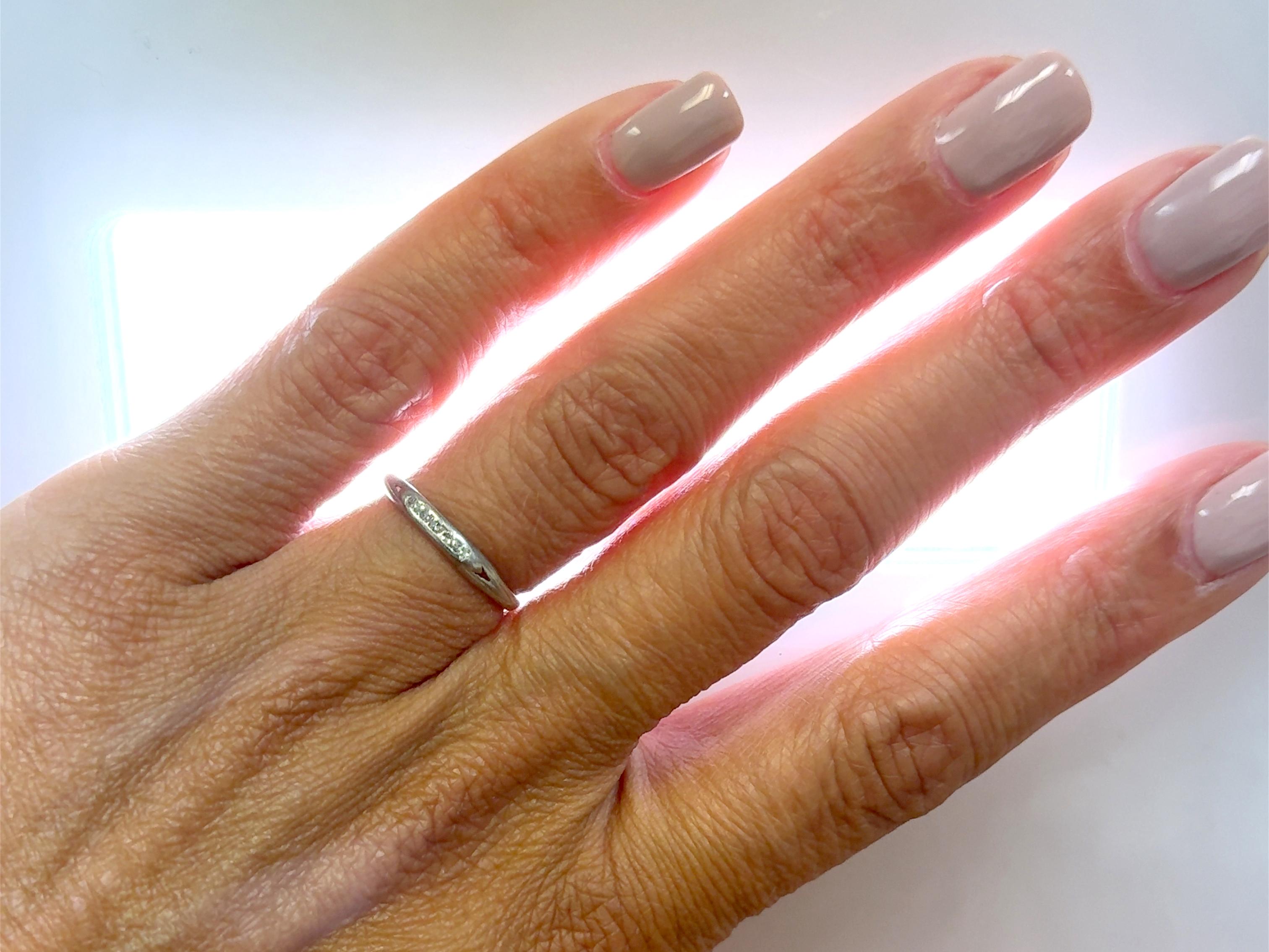 Art Deco Diamond Wedding Band Mined .10ct Original 1930's Platinum en vente 1