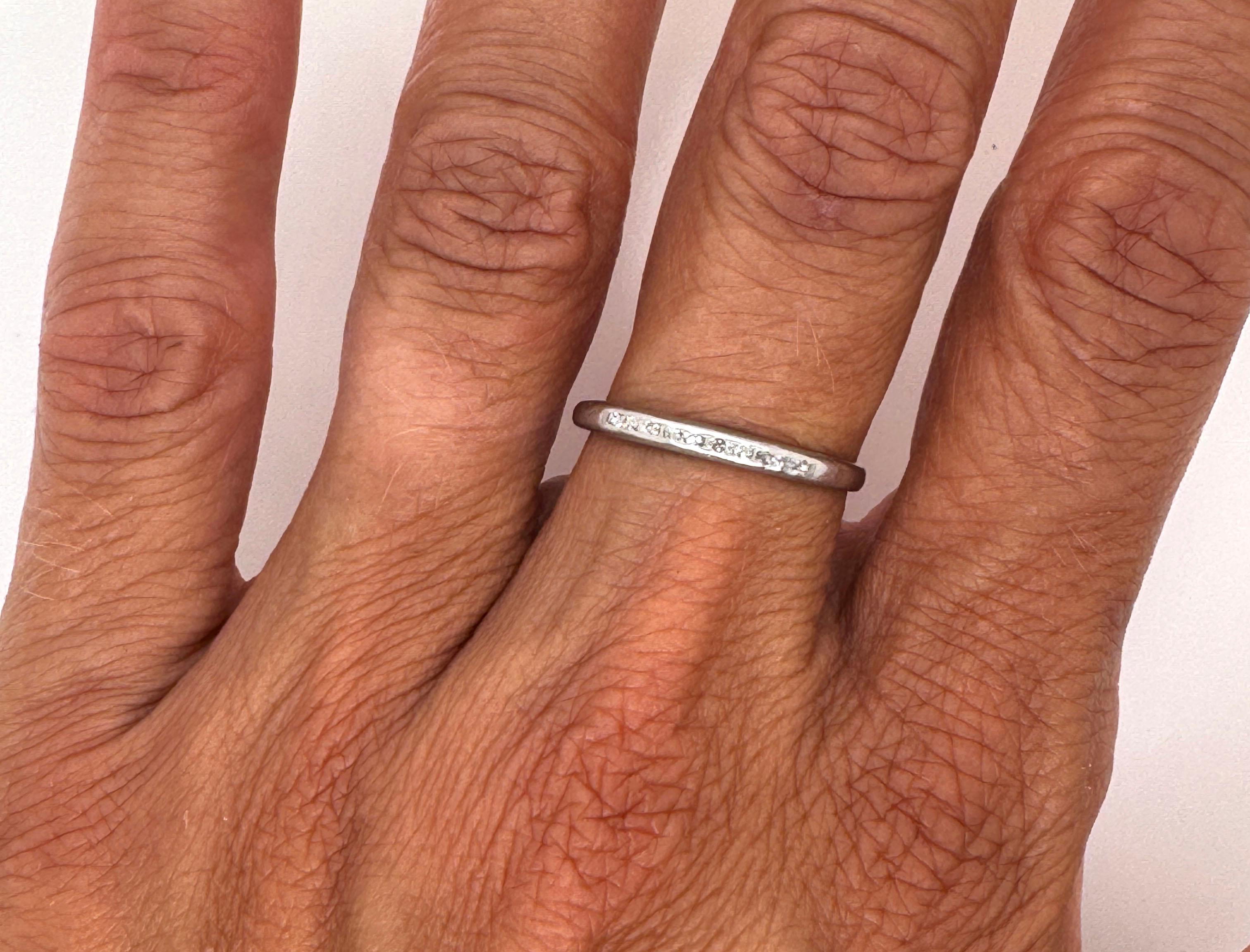 Women's Art Deco Diamond Wedding Ring Anniversary Band Mined .15ct Platinum Original 193 For Sale