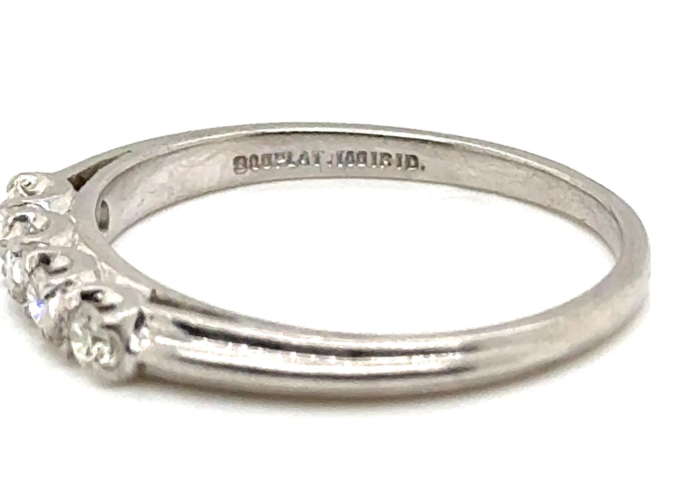 Art Deco Diamond Wedding Ring Platinum Granat Bros Original 1930s-1940s In Excellent Condition For Sale In Dearborn, MI