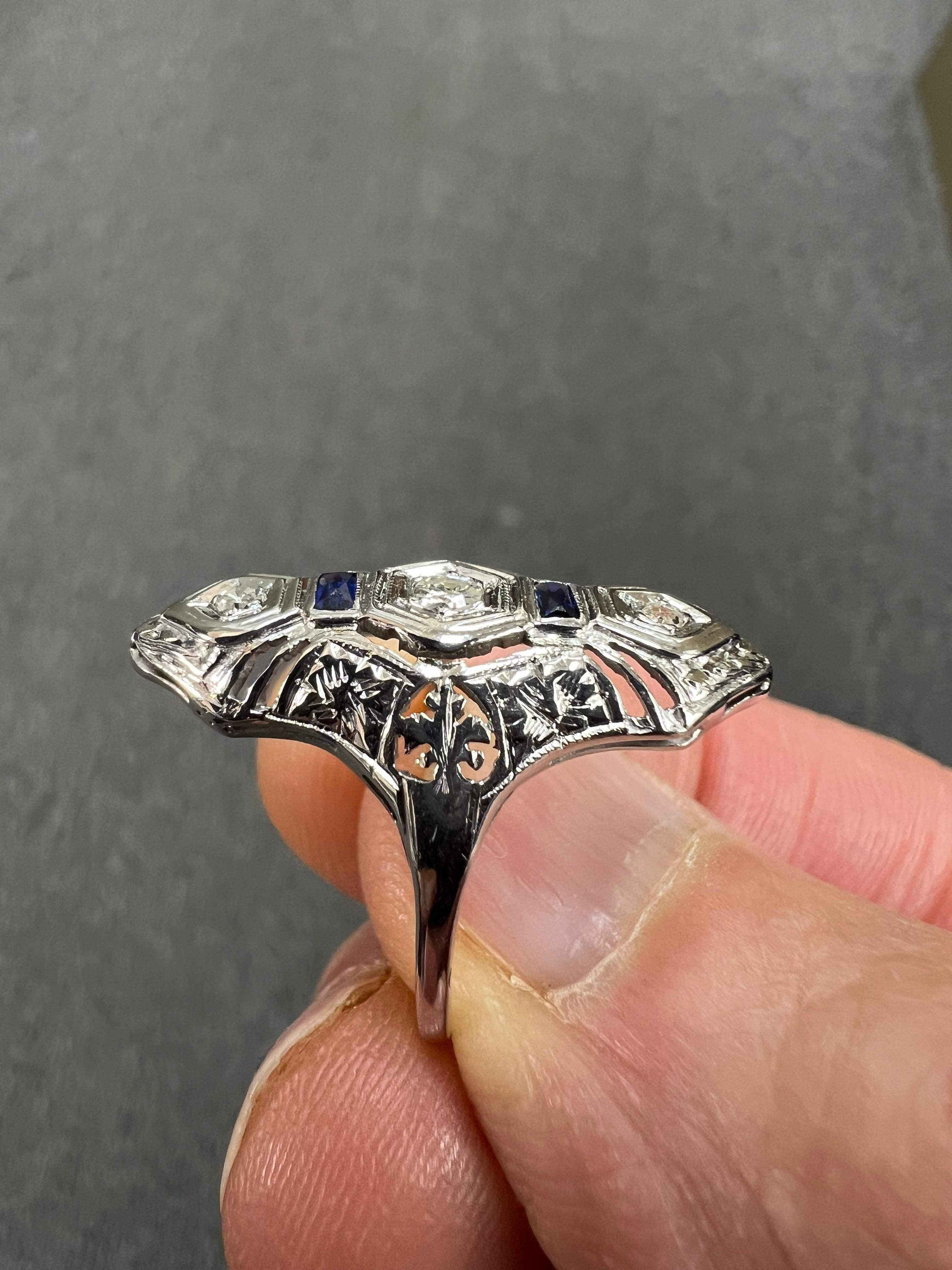 Art Deco Diamond White Gold Dinner Ring Circa 1930s For Sale 2