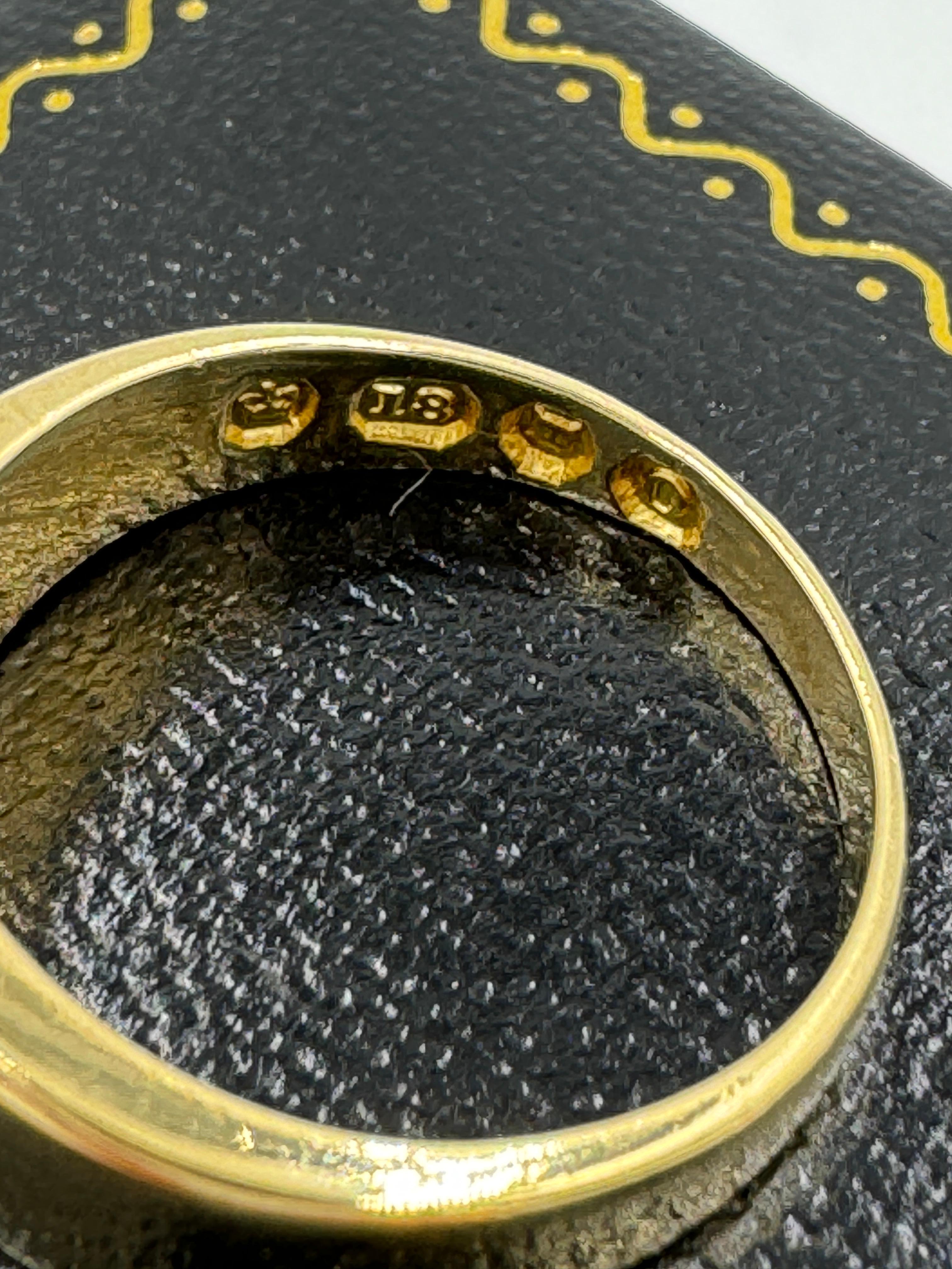 Women's or Men's Art Deco Diamond Yellow Gold Ring  For Sale