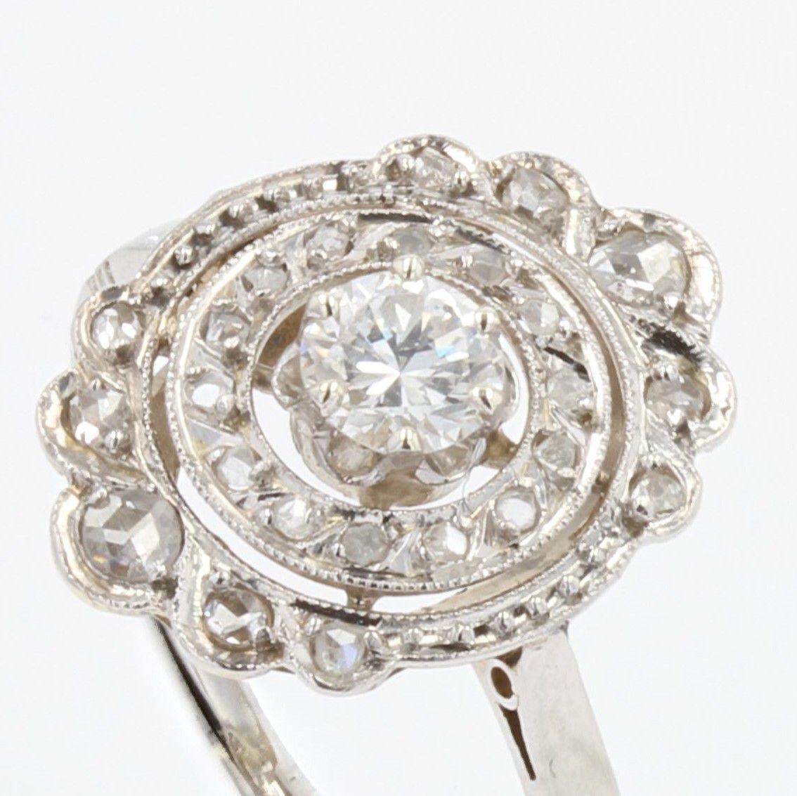 Art Deco Diamonds 18 Karat White Gold Ring For Sale 2