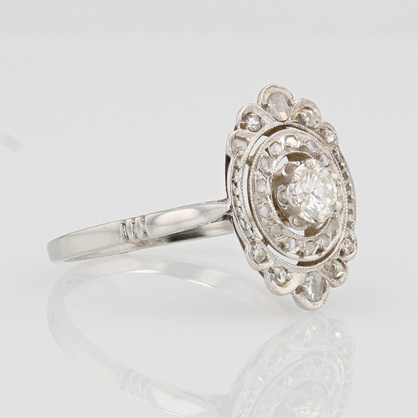 Art Deco Diamonds 18 Karat White Gold Ring For Sale 4
