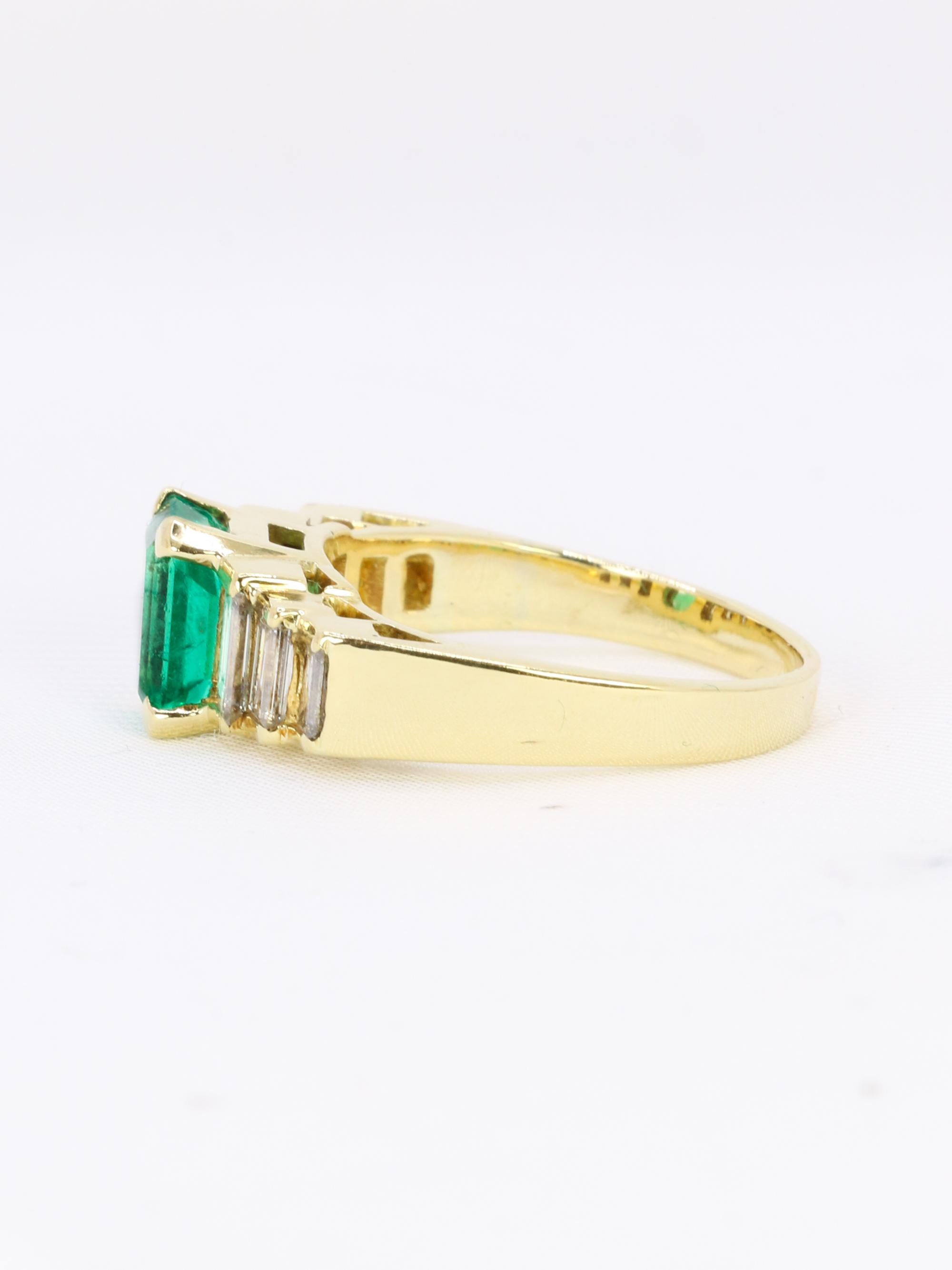 Anello con diamanti Art Deco e smeraldo Muzo colombiano In condizioni buone in vendita a PARIS, FR