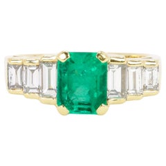Art Deco diamonds and Colombian Muzo emerald ring