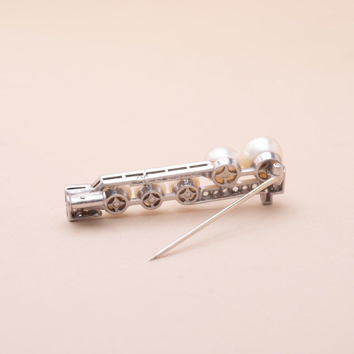 Art Deco Art Déco Diamonds and Natural Pearls Barrette Brooch For Sale