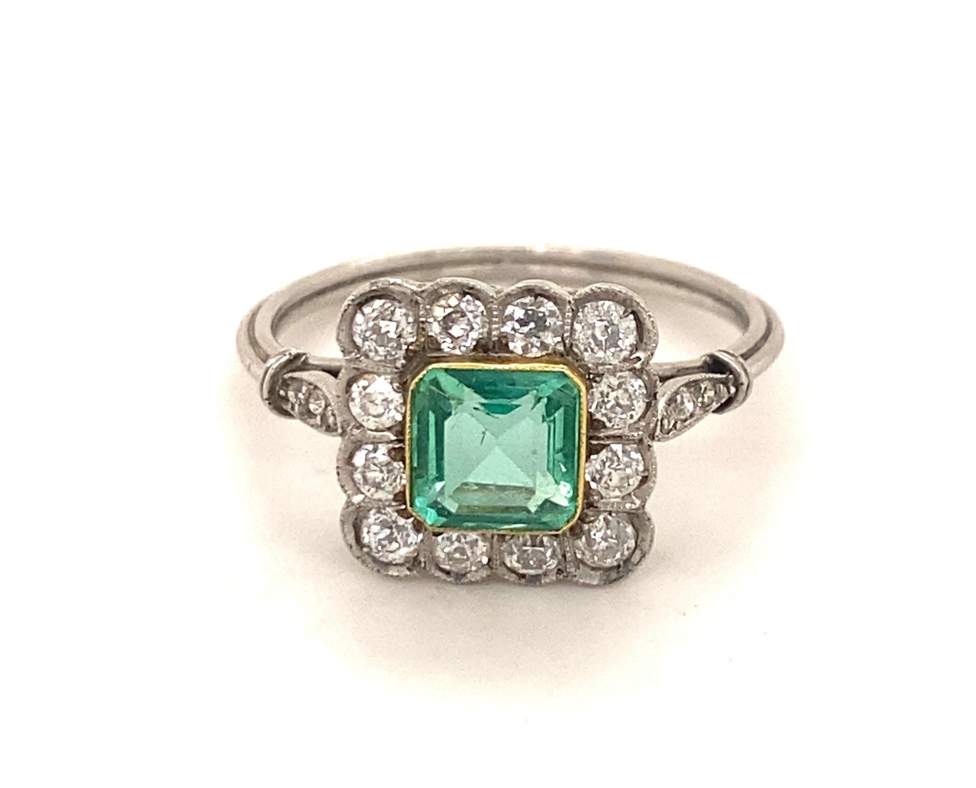 Emerald Cut Art Deco Style Diamonds Forest Green Emerald Platinum Ring For Sale