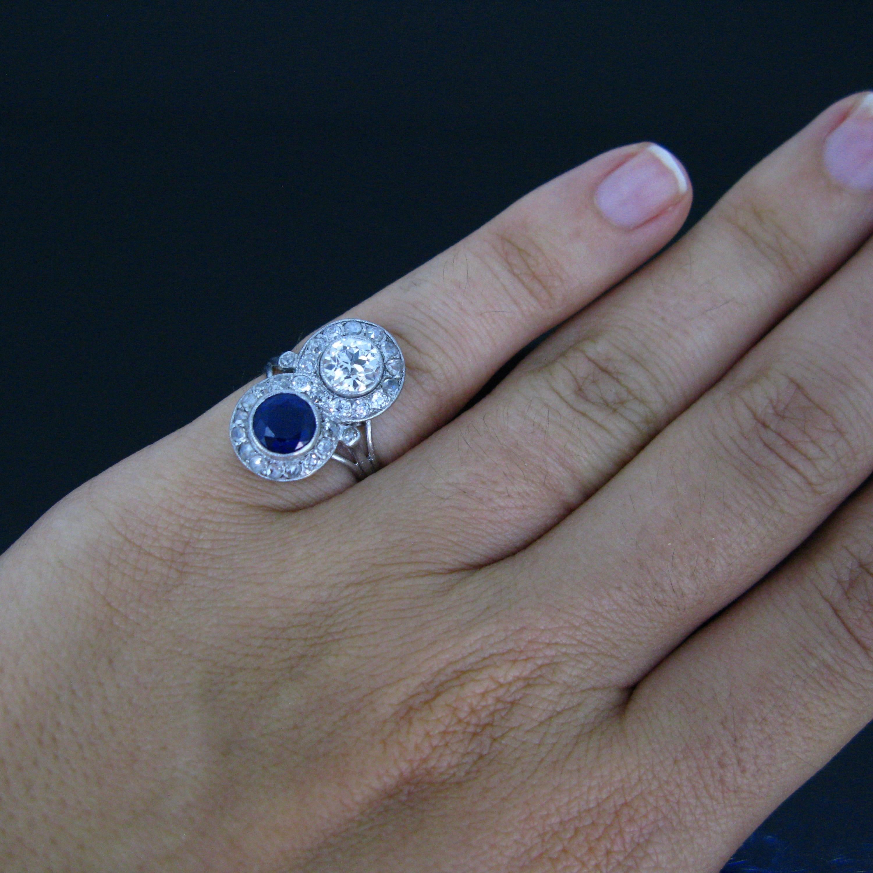 Art Deco Diamonds Sapphire Toi et Moi Crossover Platinum Ring 2
