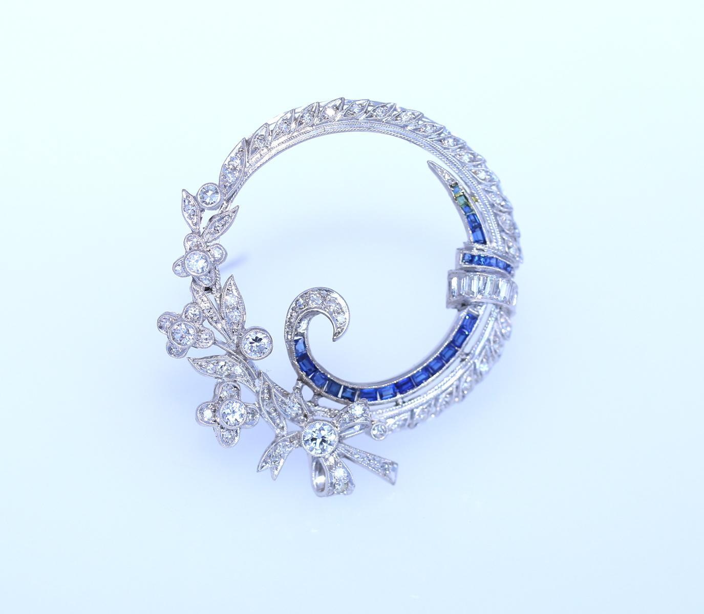 Round Cut Art Deco Brooch Diamonds Sapphires Platinum  Flowers Circle, 1925